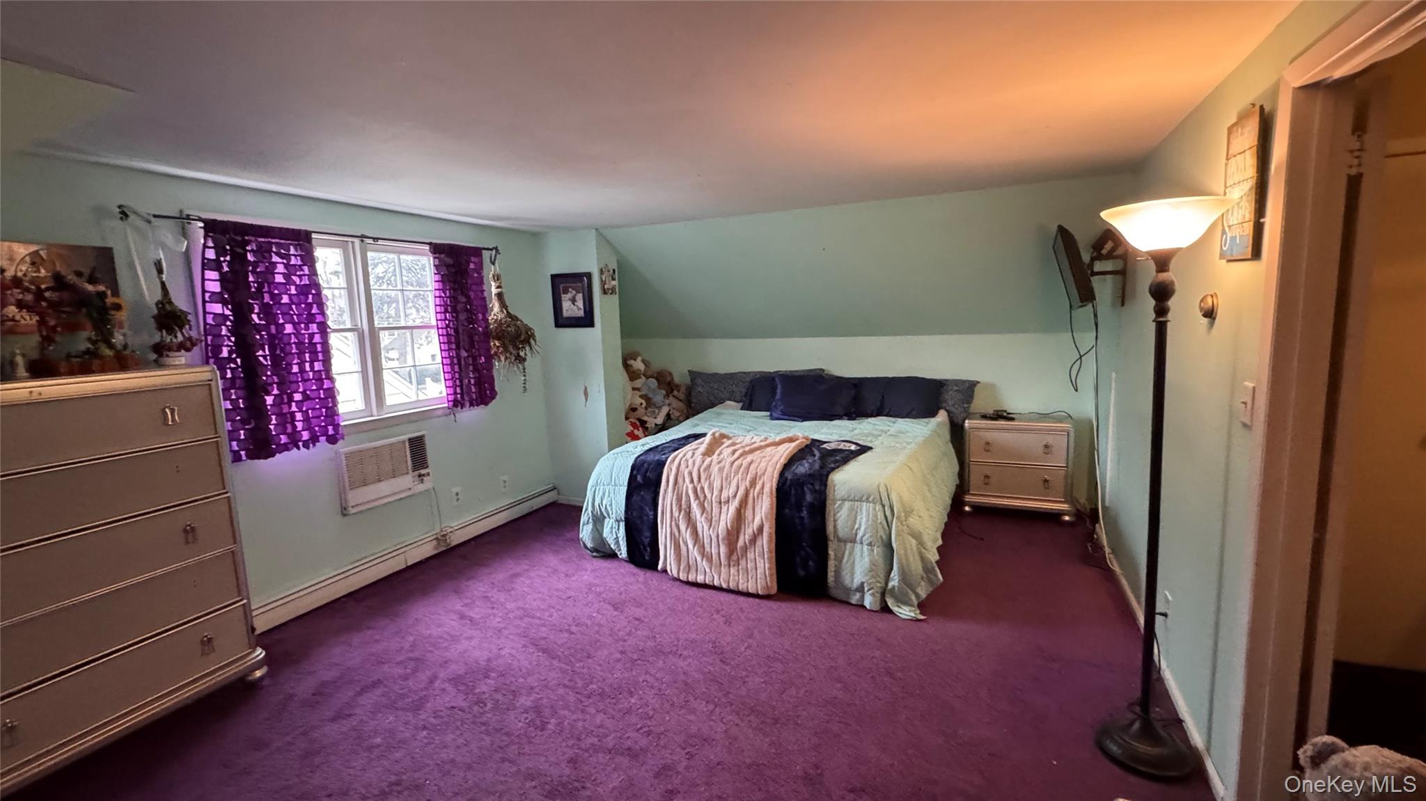 71 Home Street, Malverne, NY 11565