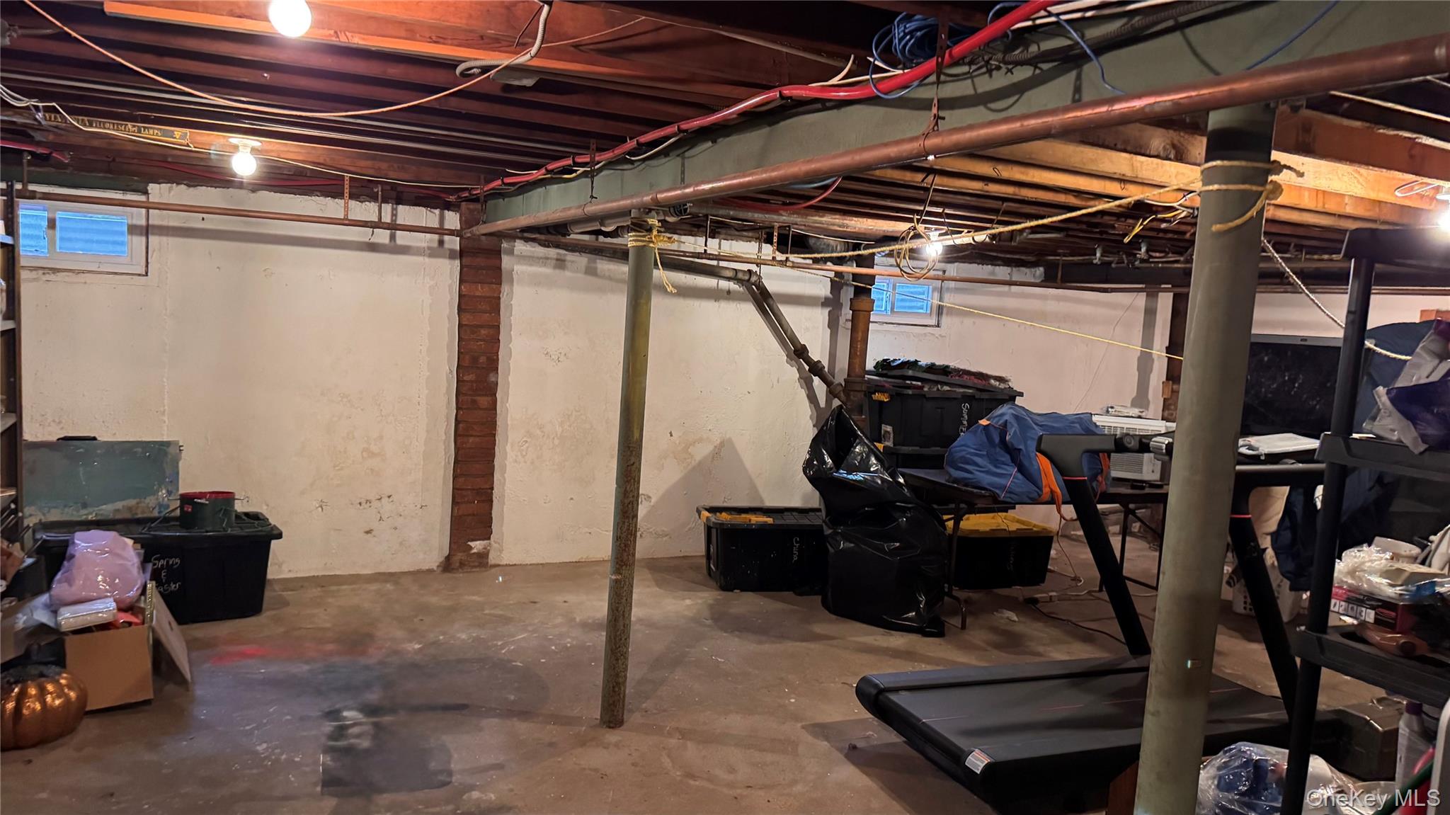 71 Home Street, Malverne, NY 11565