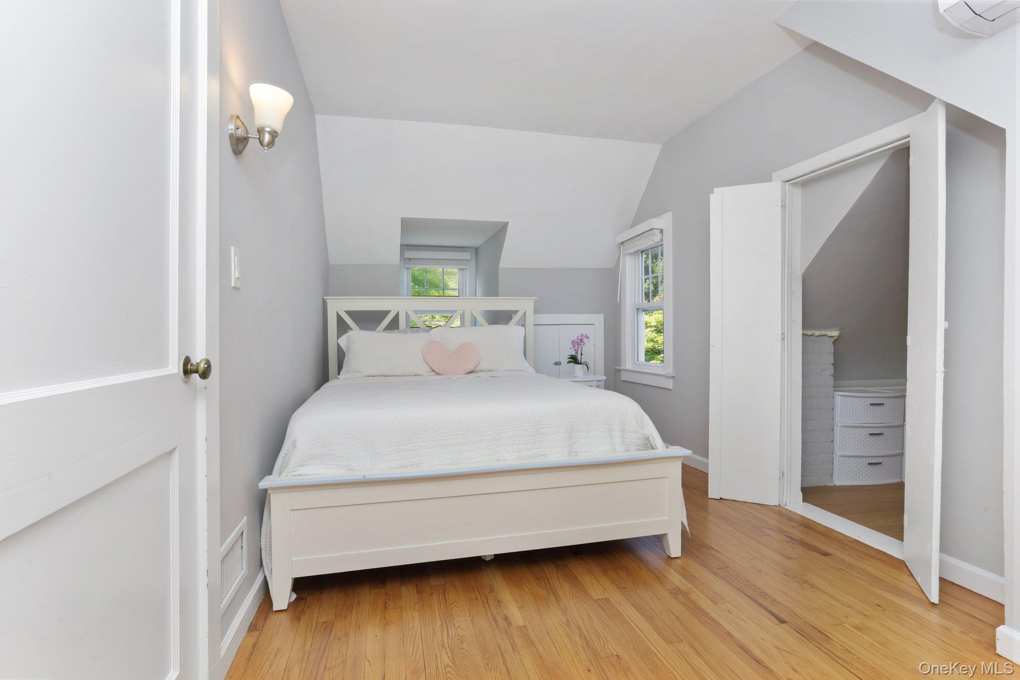 11 Brundage Street, Armonk, NY 10504