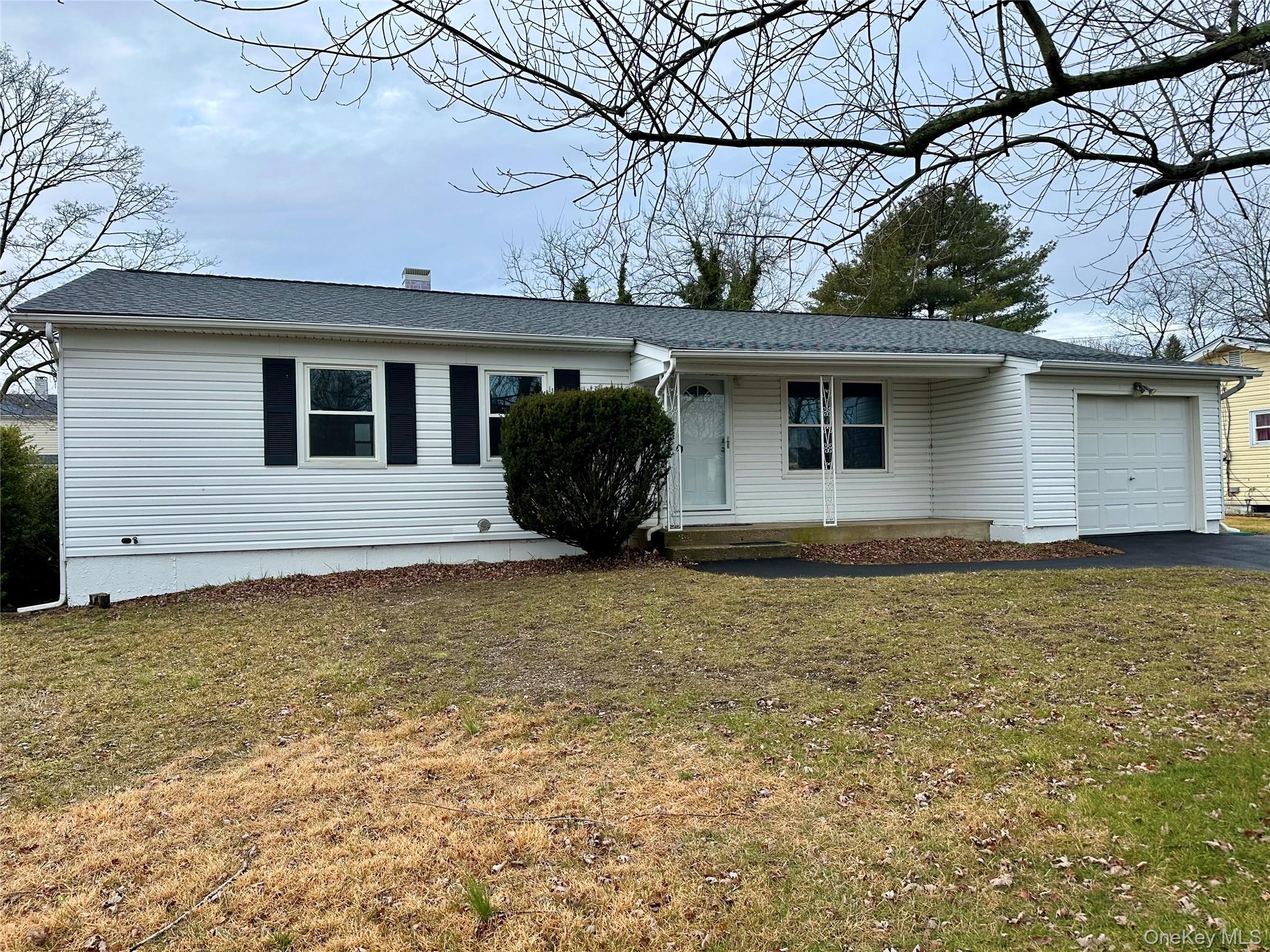 74 Clifton Place, Port Jefferson Station, NY 11776