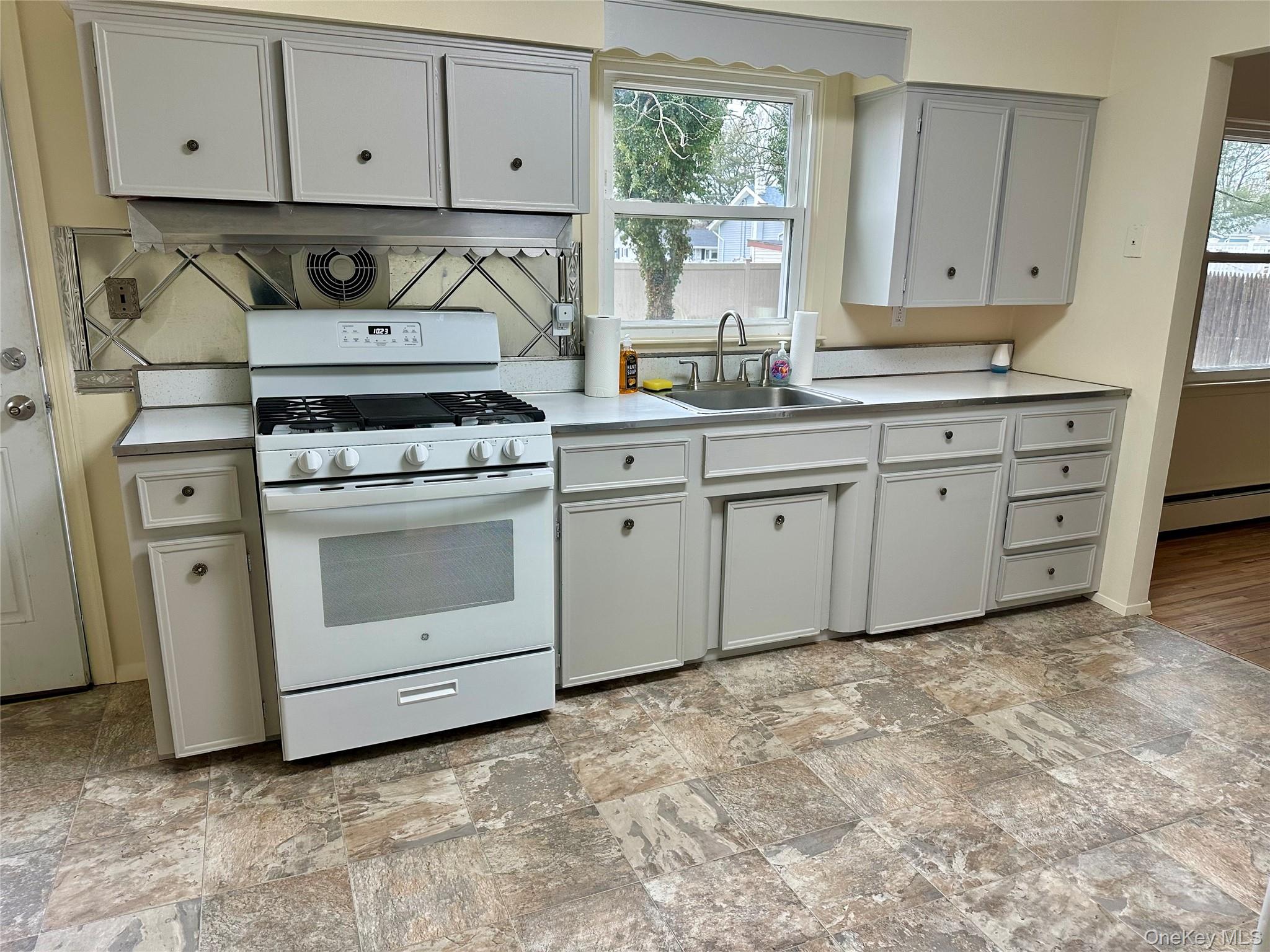 74 Clifton Place, Port Jefferson Station, NY 11776