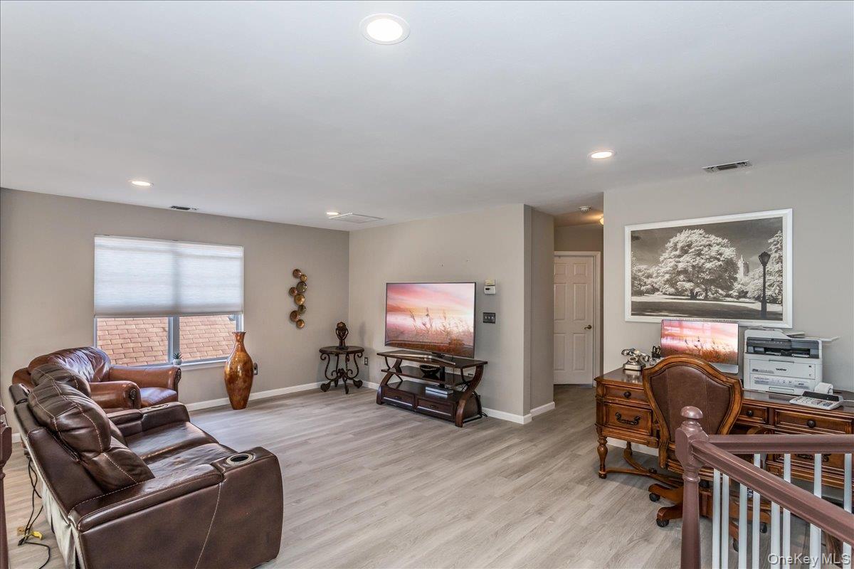 12 Jennifer Lane, Middle Island, NY 11953