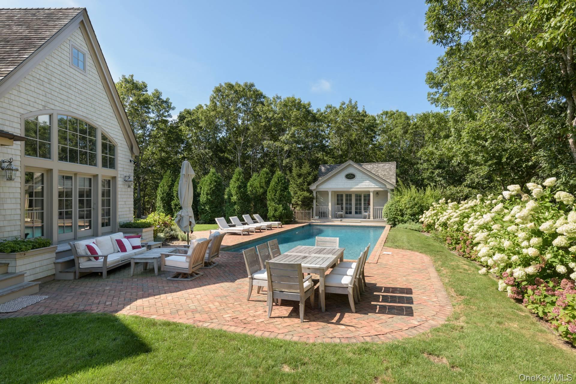 862 Old Sag Harbor Road, Southampton, NY 11976