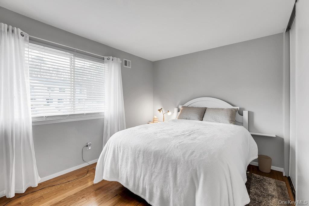 224 Springmeadow Drive # F, Holbrook, NY 11741