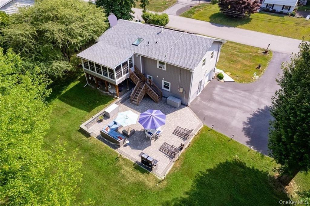 1 N Amundsen Lane, Airmont, NY 10901