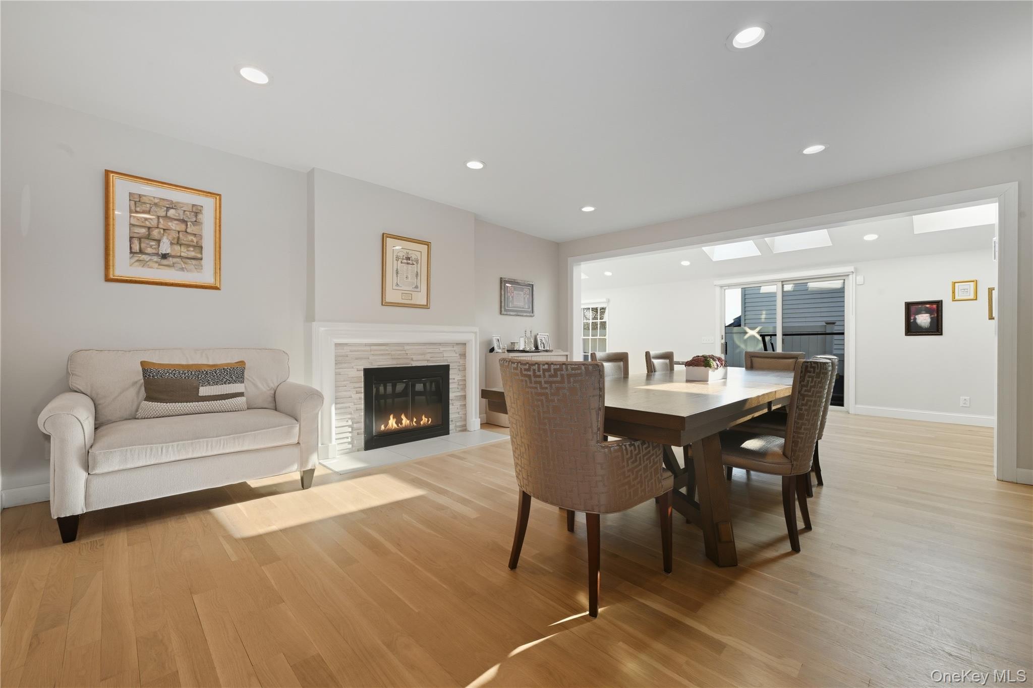 8 Burton Avenue, Woodmere, NY 11598