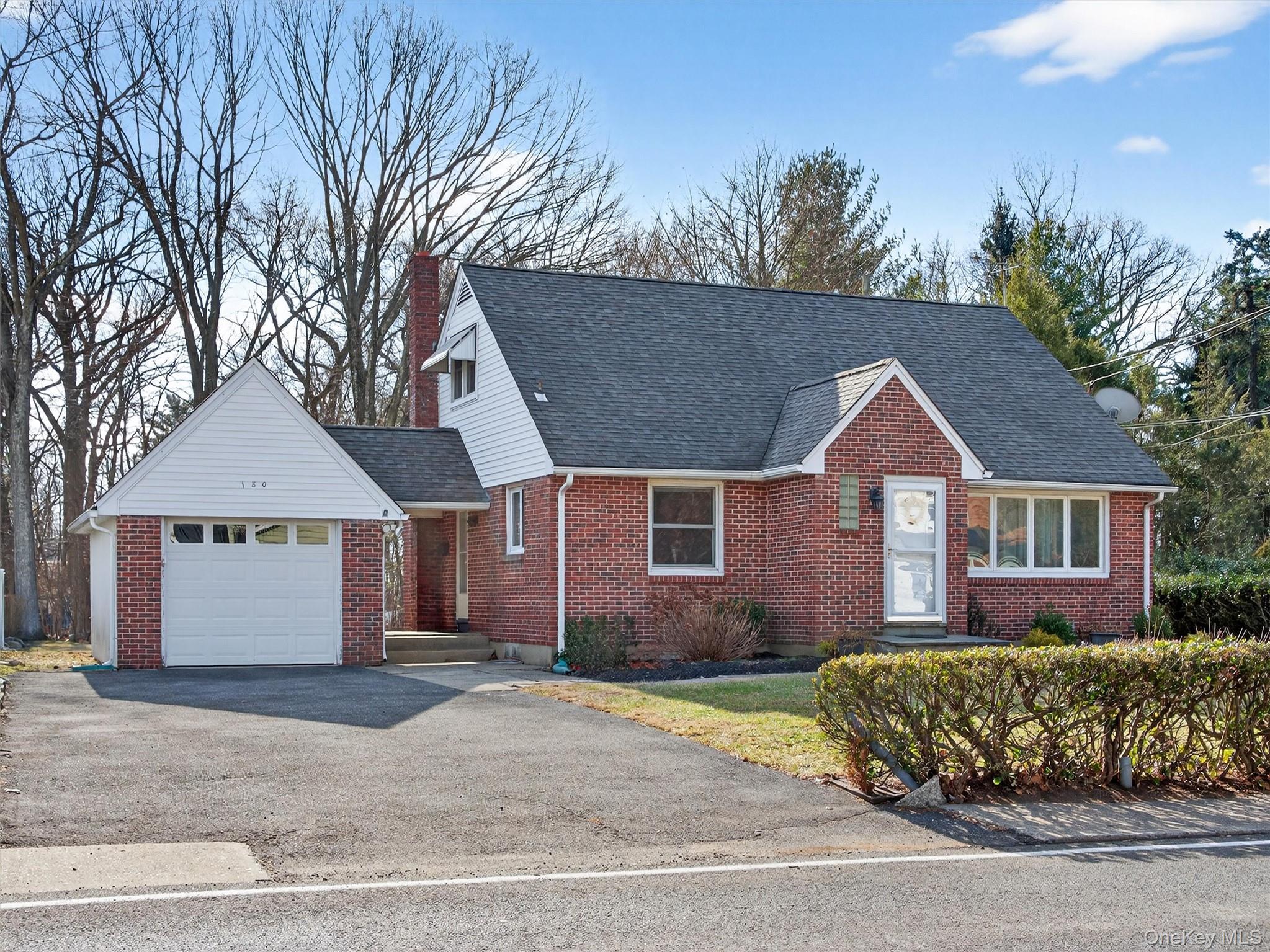 180 W Washington Avenue, Pearl River, NY 10965