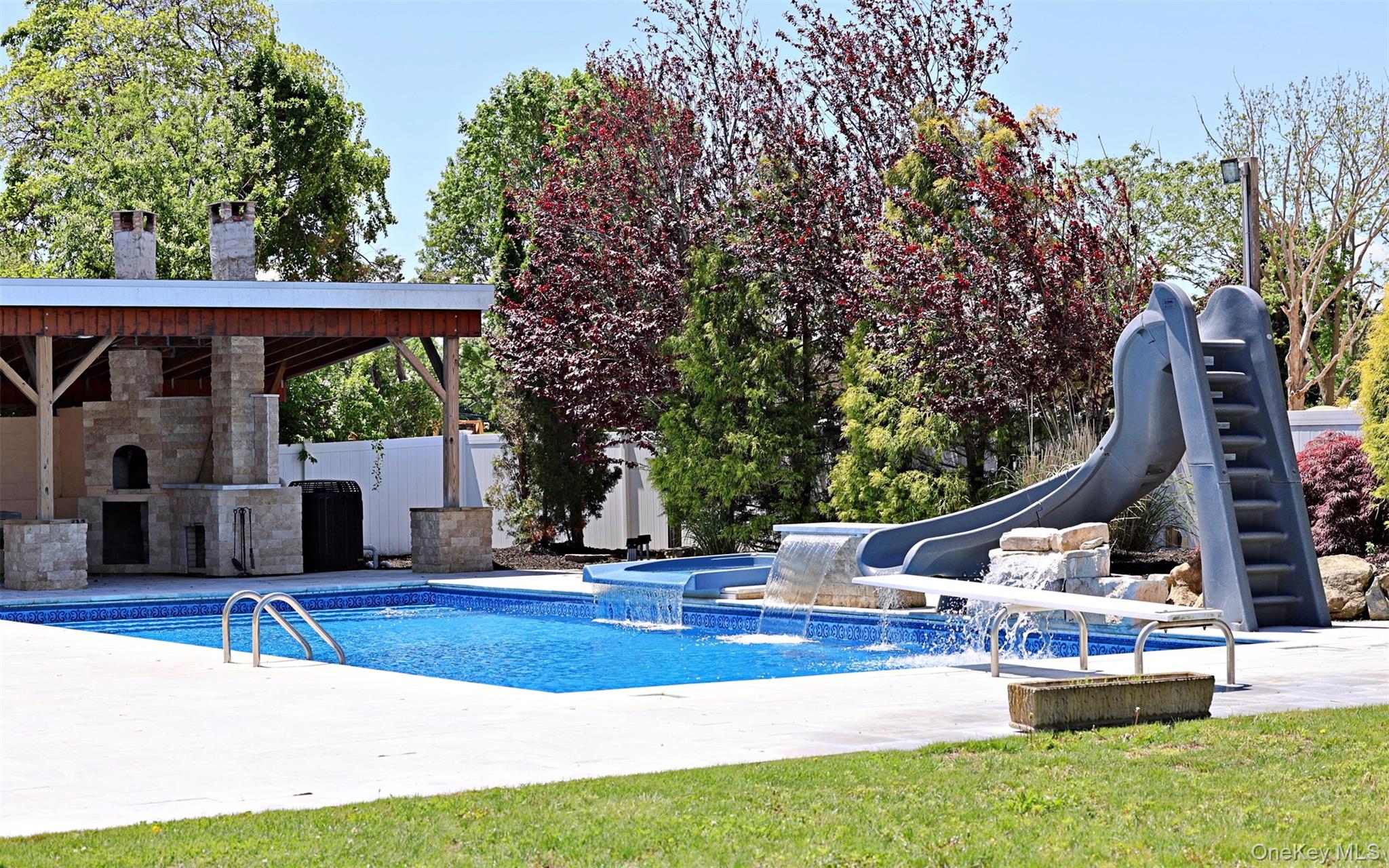 56861 Private Rd B (Main), Southold, NY 11971