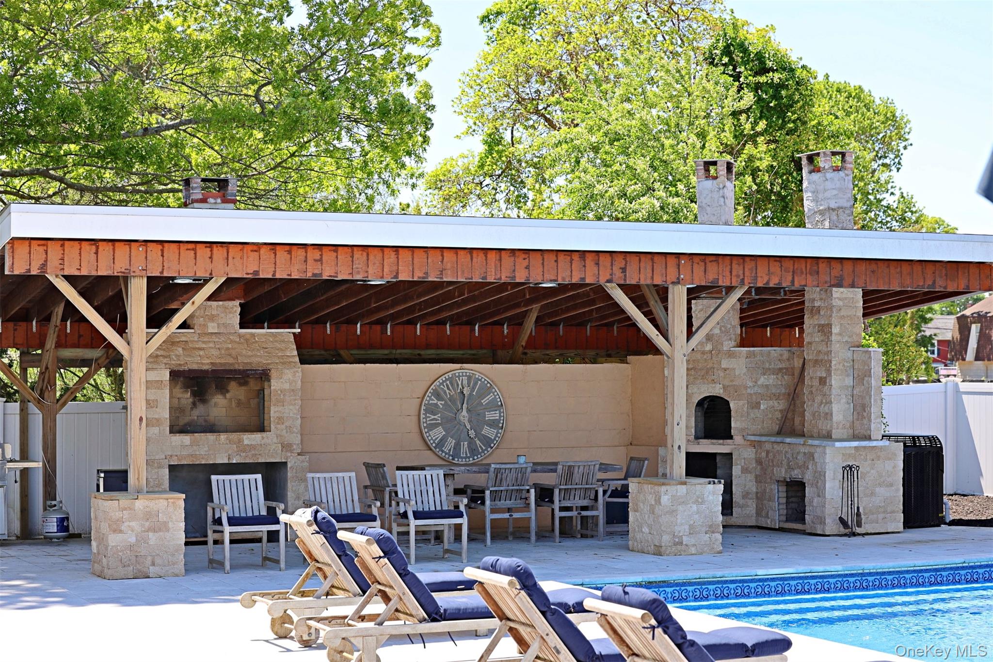 56861 Private Rd B (Main), Southold, NY 11971