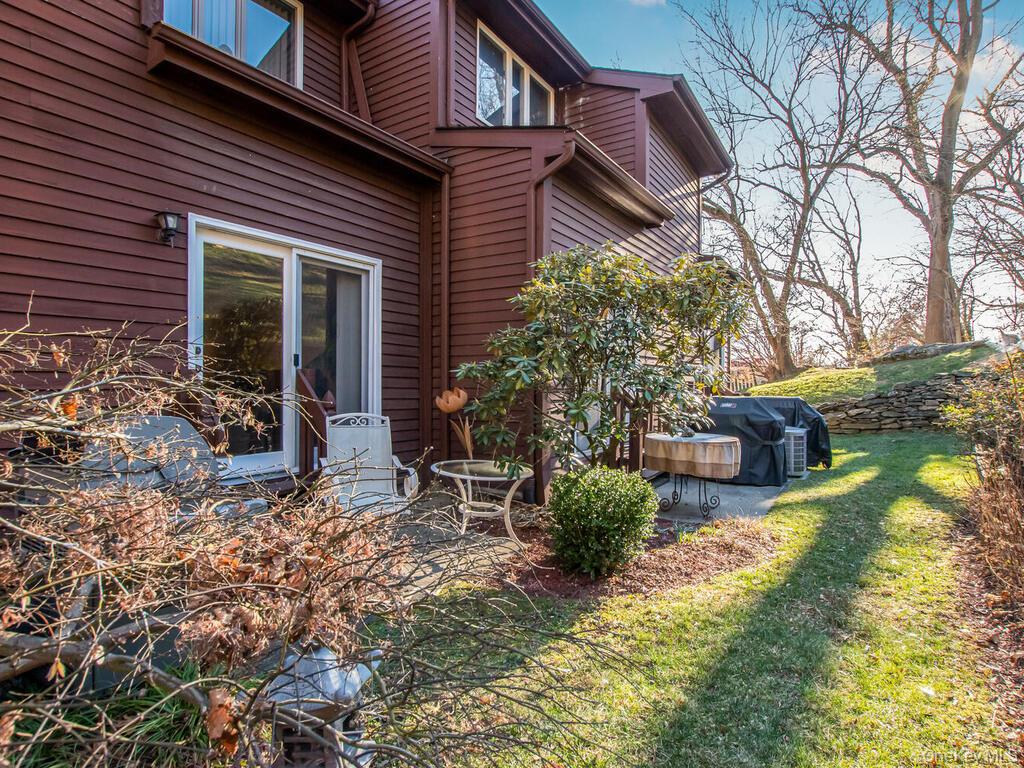 8 Davids Lane, Ossining, NY 10562