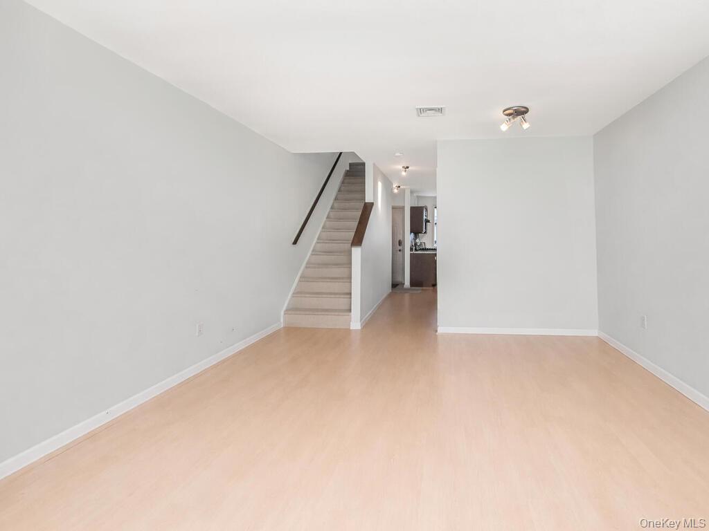 8 Davids Lane, Ossining, NY 10562