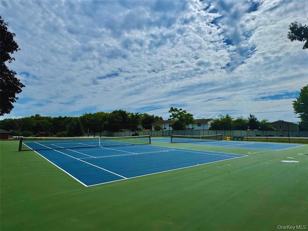 22 Red Barn Lane, Middletown, NY 10940