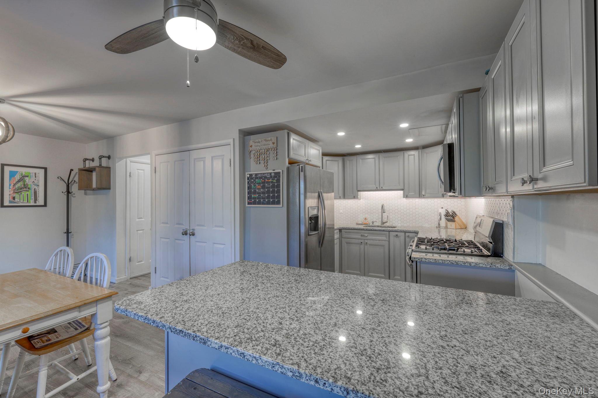 22 Red Barn Lane, Middletown, NY 10940