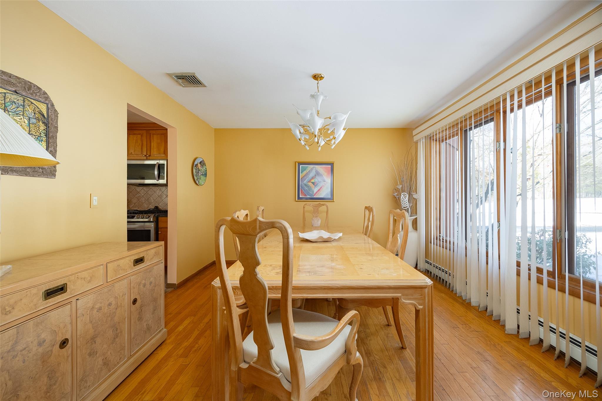 5 Chestnut Ridge Road, Poughkeepsie, NY 12603