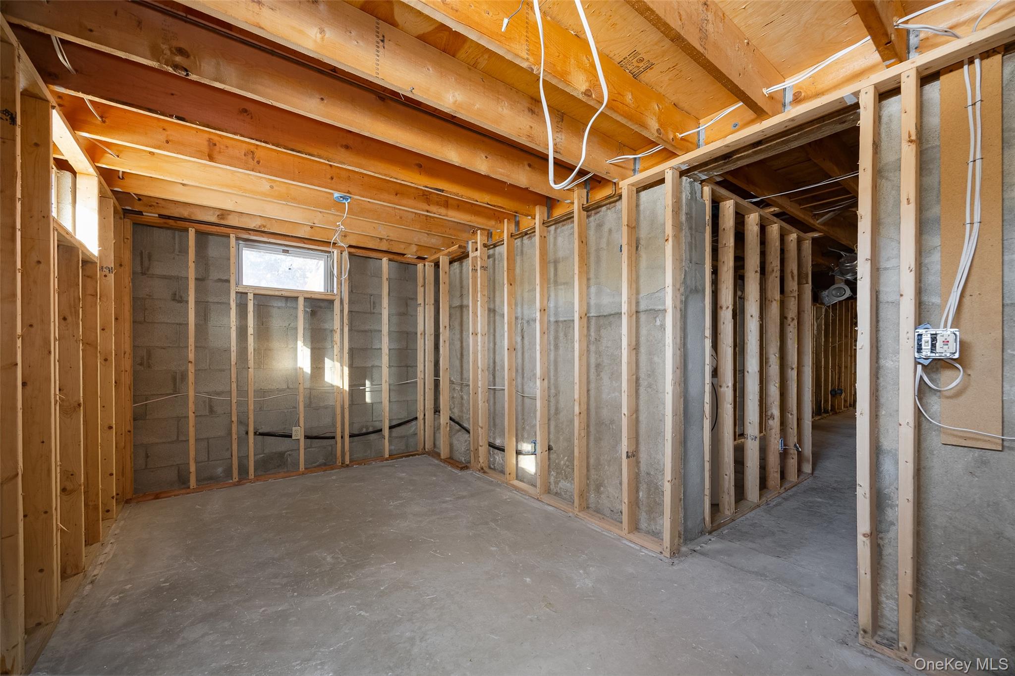 5 Chestnut Ridge Road, Poughkeepsie, NY 12603