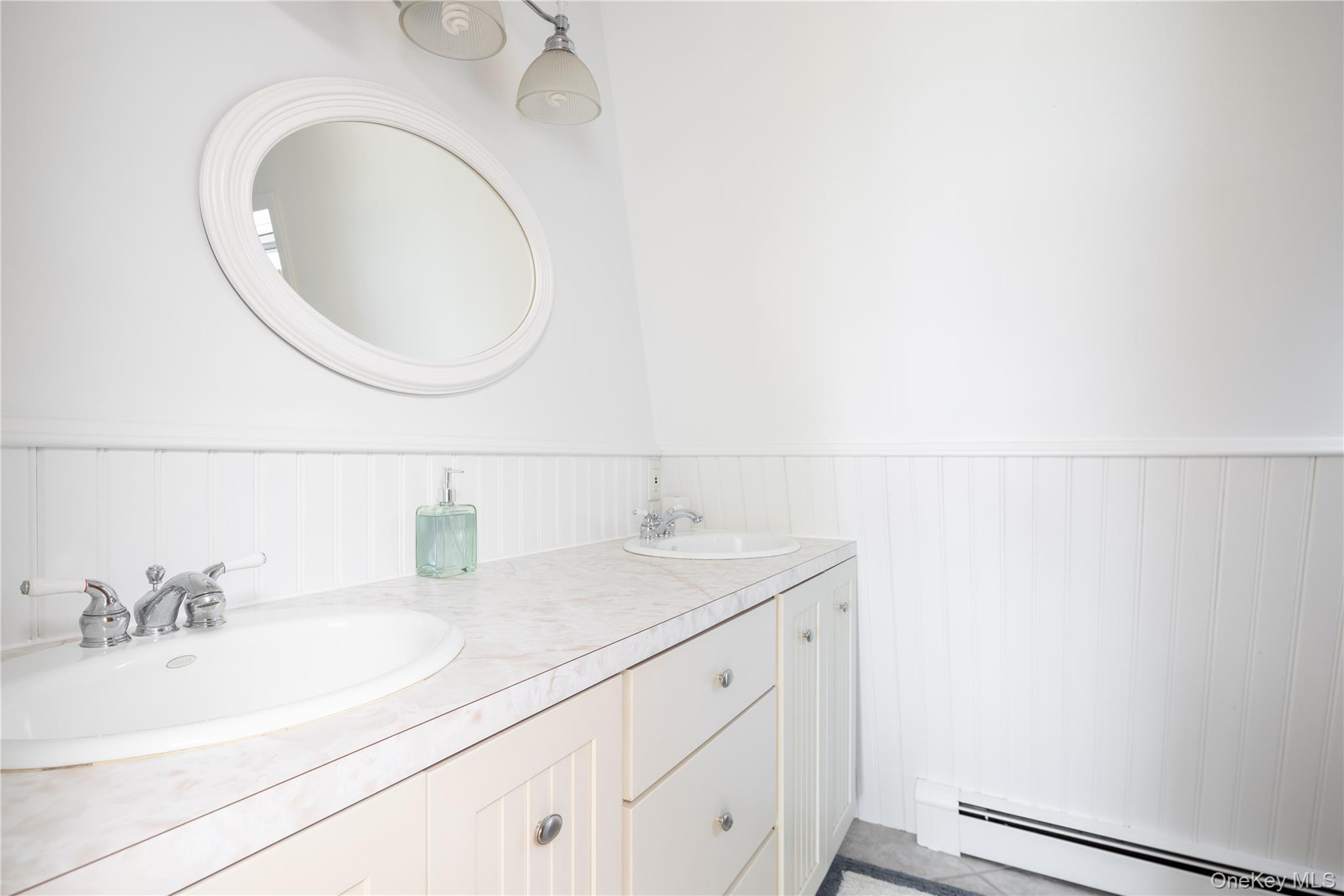 54 Cliff Road, Amagansett, NY 11930