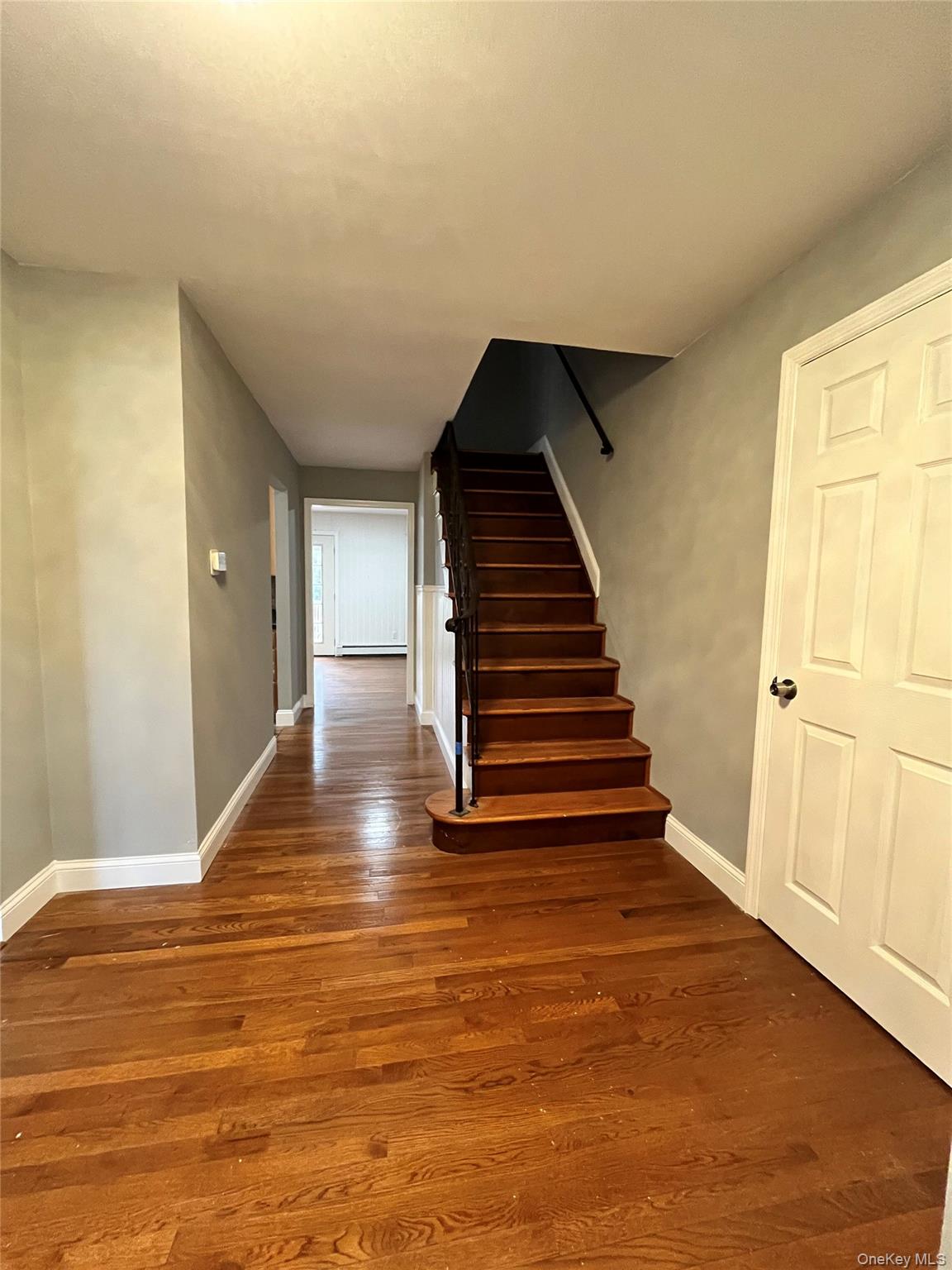 100 Lexington Avenue, Holbrook, NY 11741