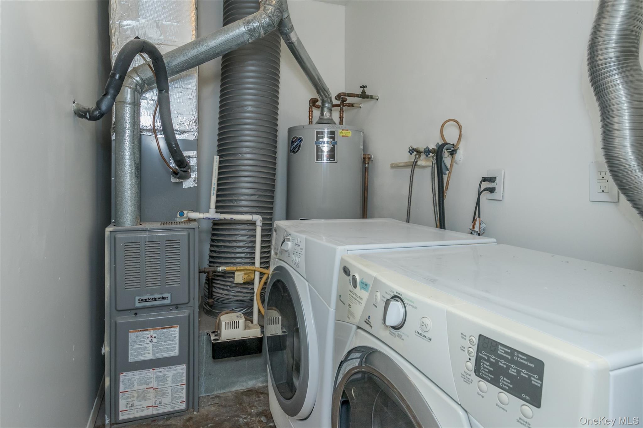 2113 Whispering Hills, Chester, NY 10918