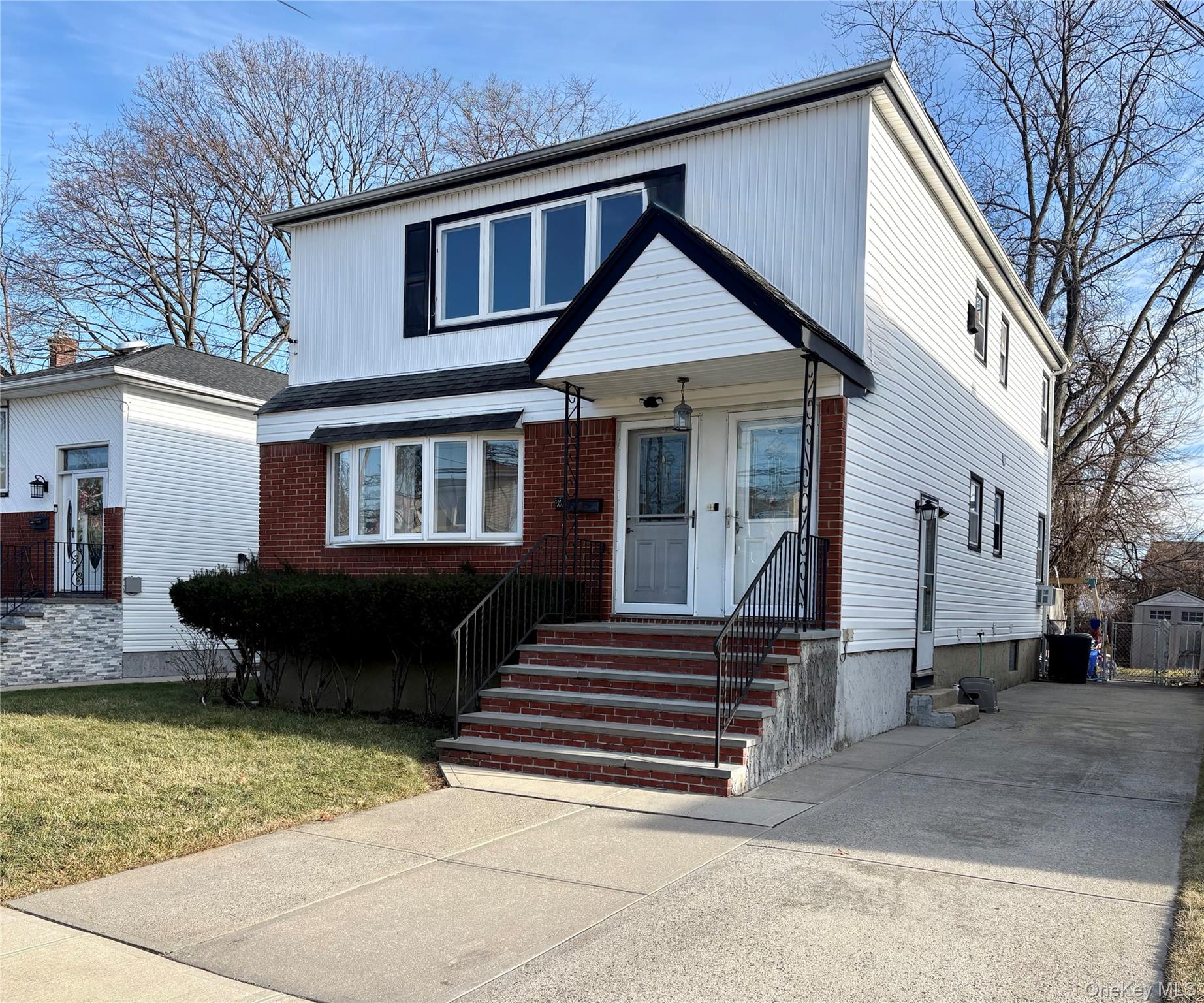 Valley Stream, NY 11581