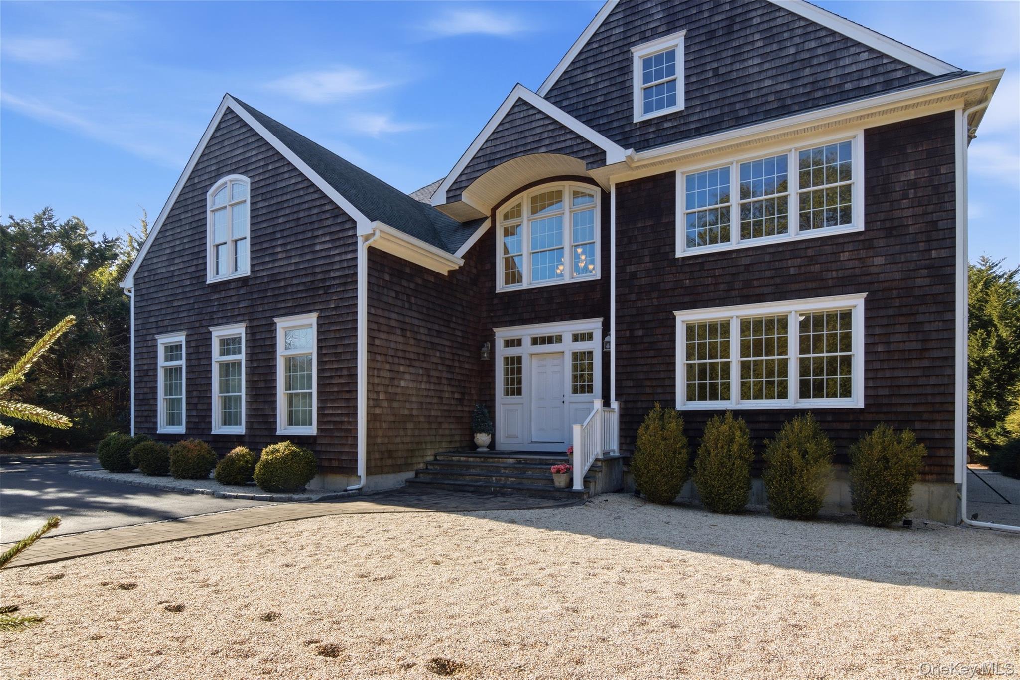 69 Old Depot Road, Quogue, NY 11959