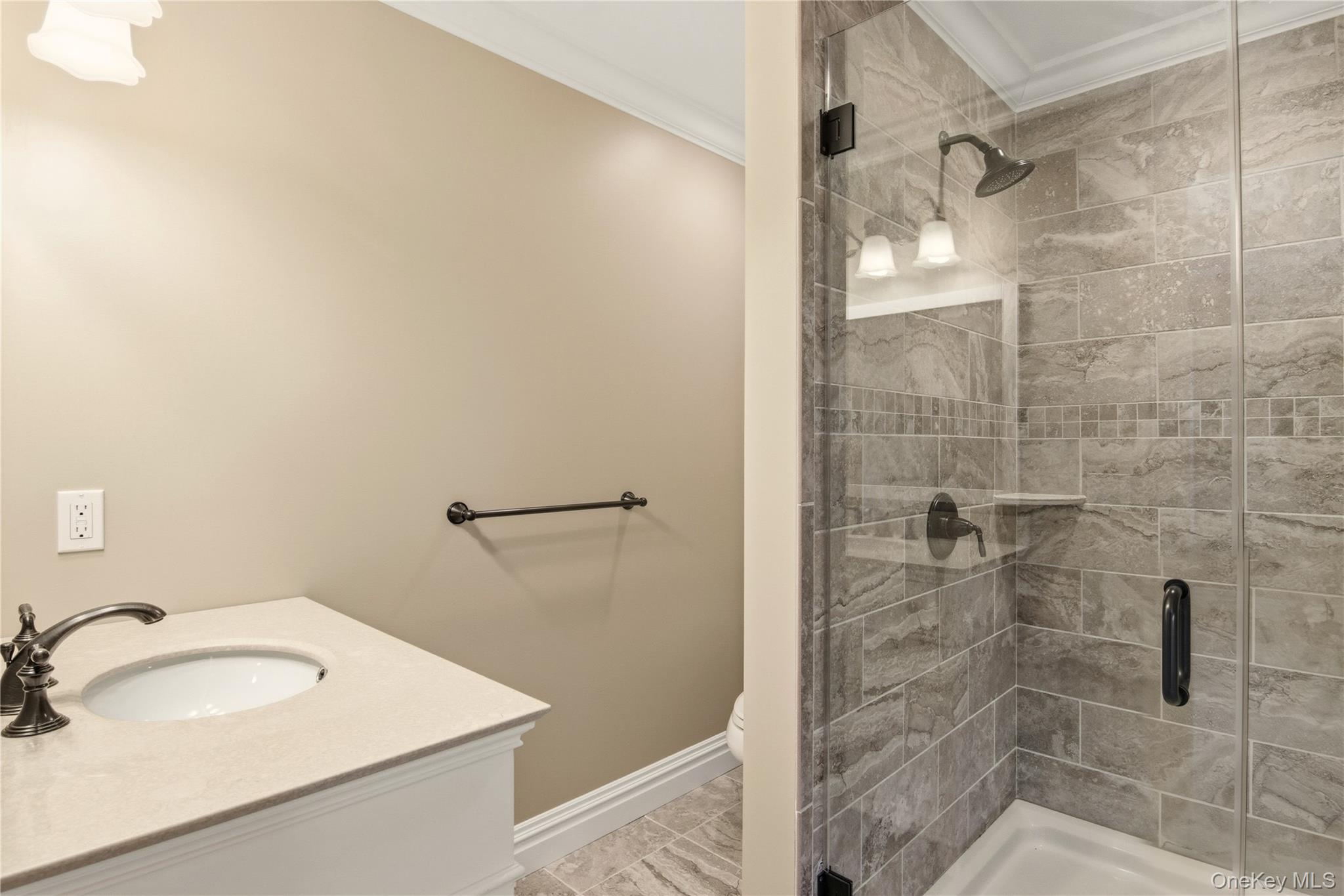 69 Old Depot Road, Quogue, NY 11959