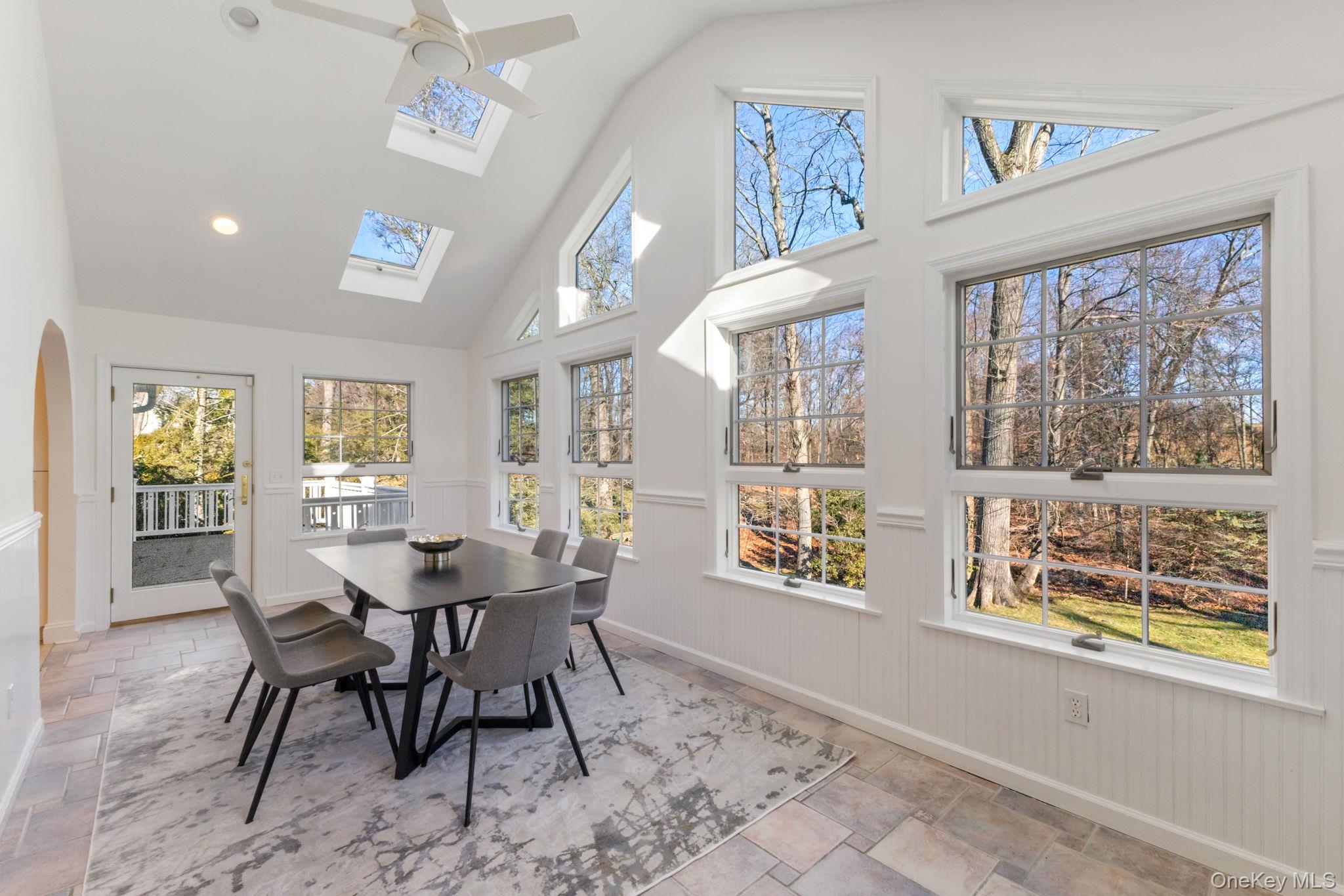 21 Kolbert Drive, Scarsdale, NY 10583