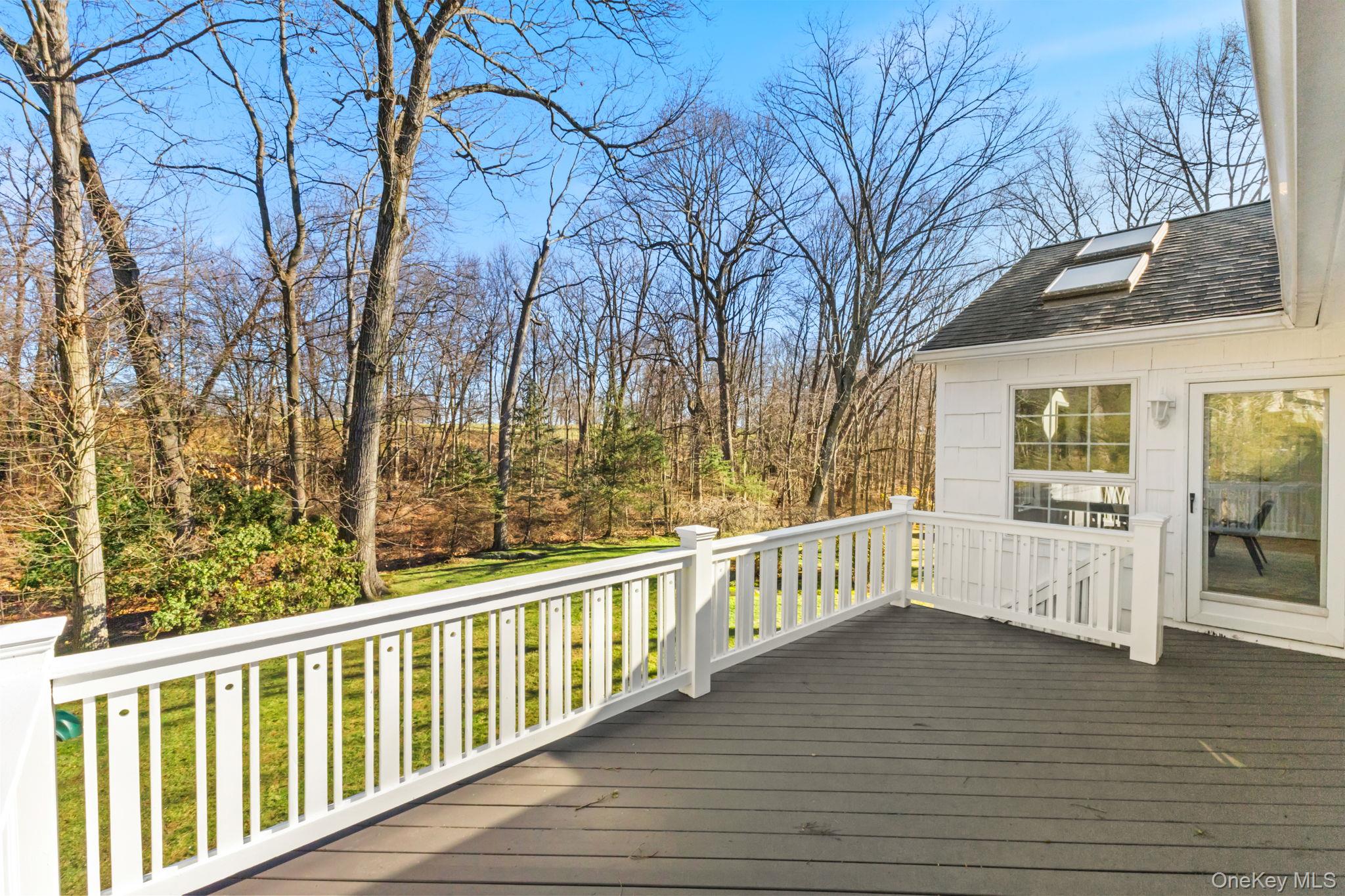 21 Kolbert Drive, Scarsdale, NY 10583