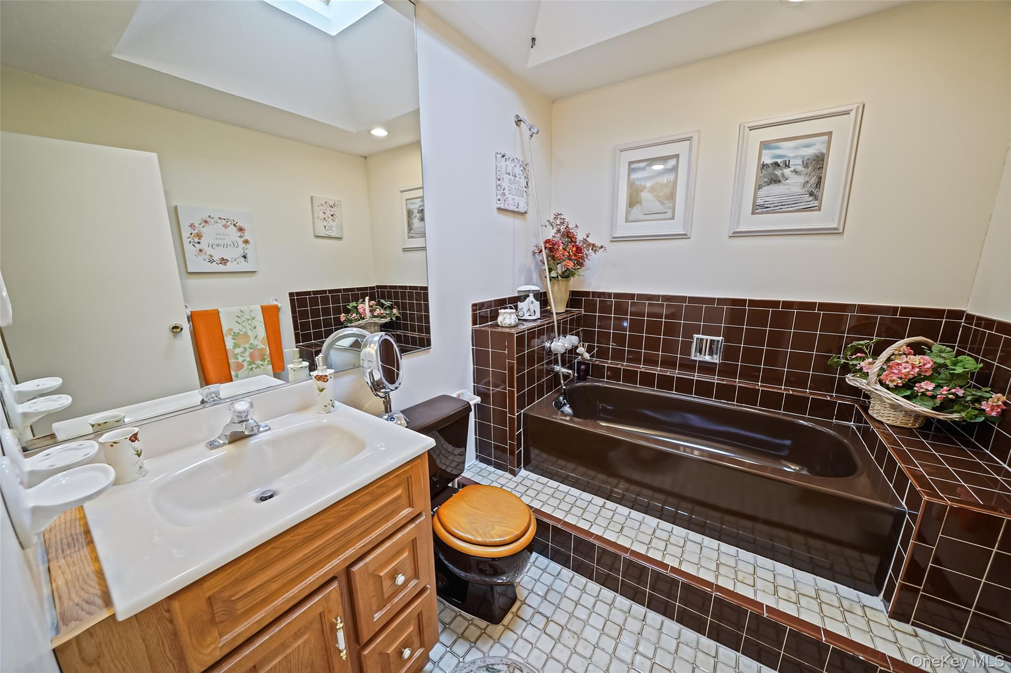 12 Quail Run Drive, Deer Park, NY 11729