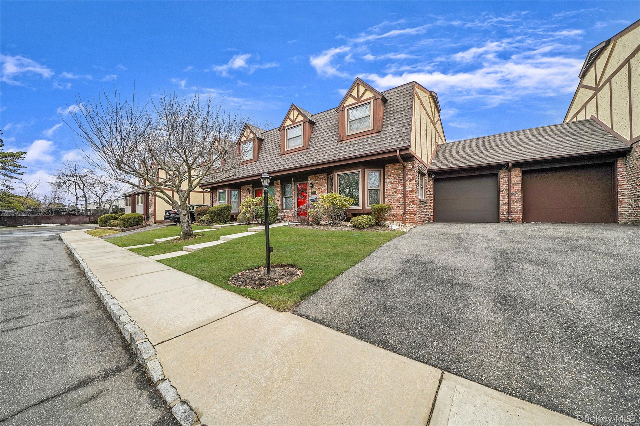 12 Quail Run Drive, Deer Park, NY 11729