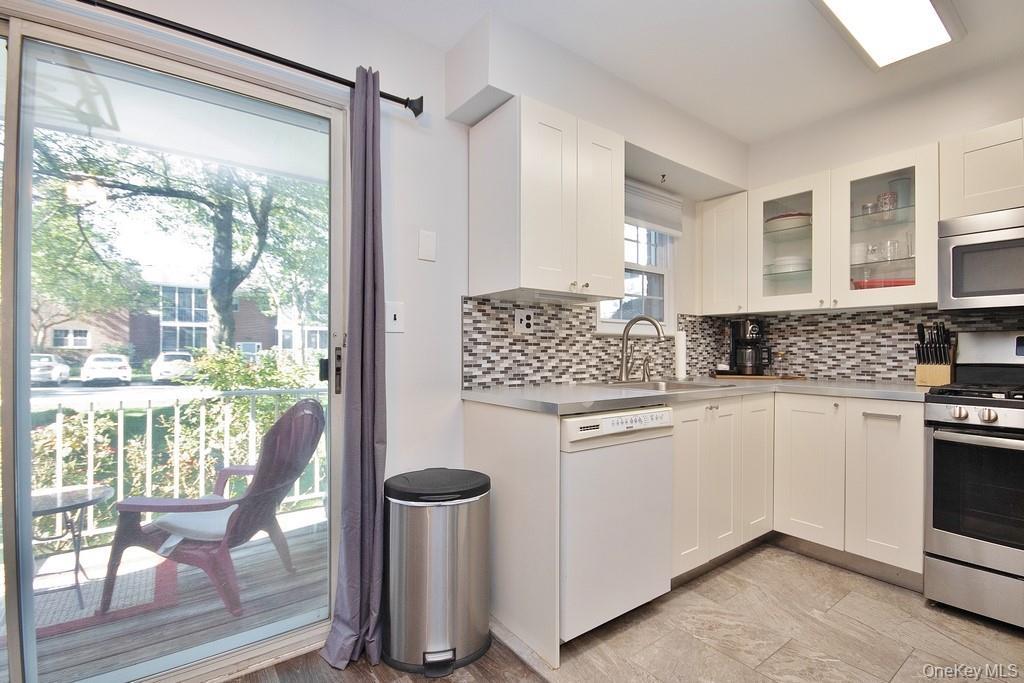 14 Somerset Drive, Suffern, NY 10901