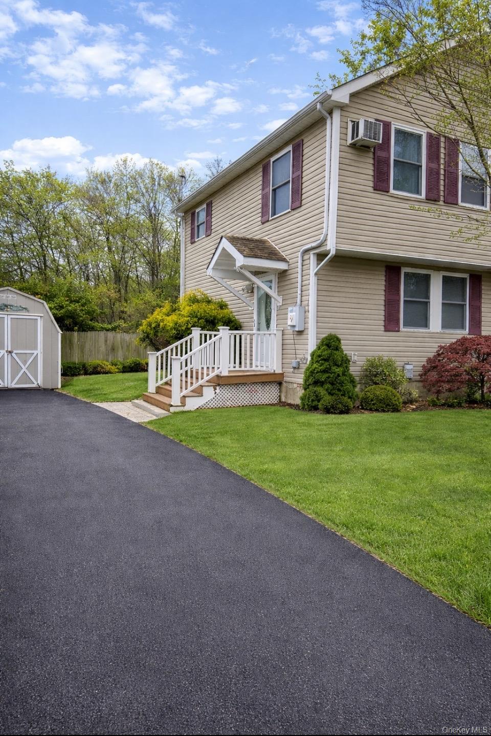 1 3rd Street, Wading River, NY 11792