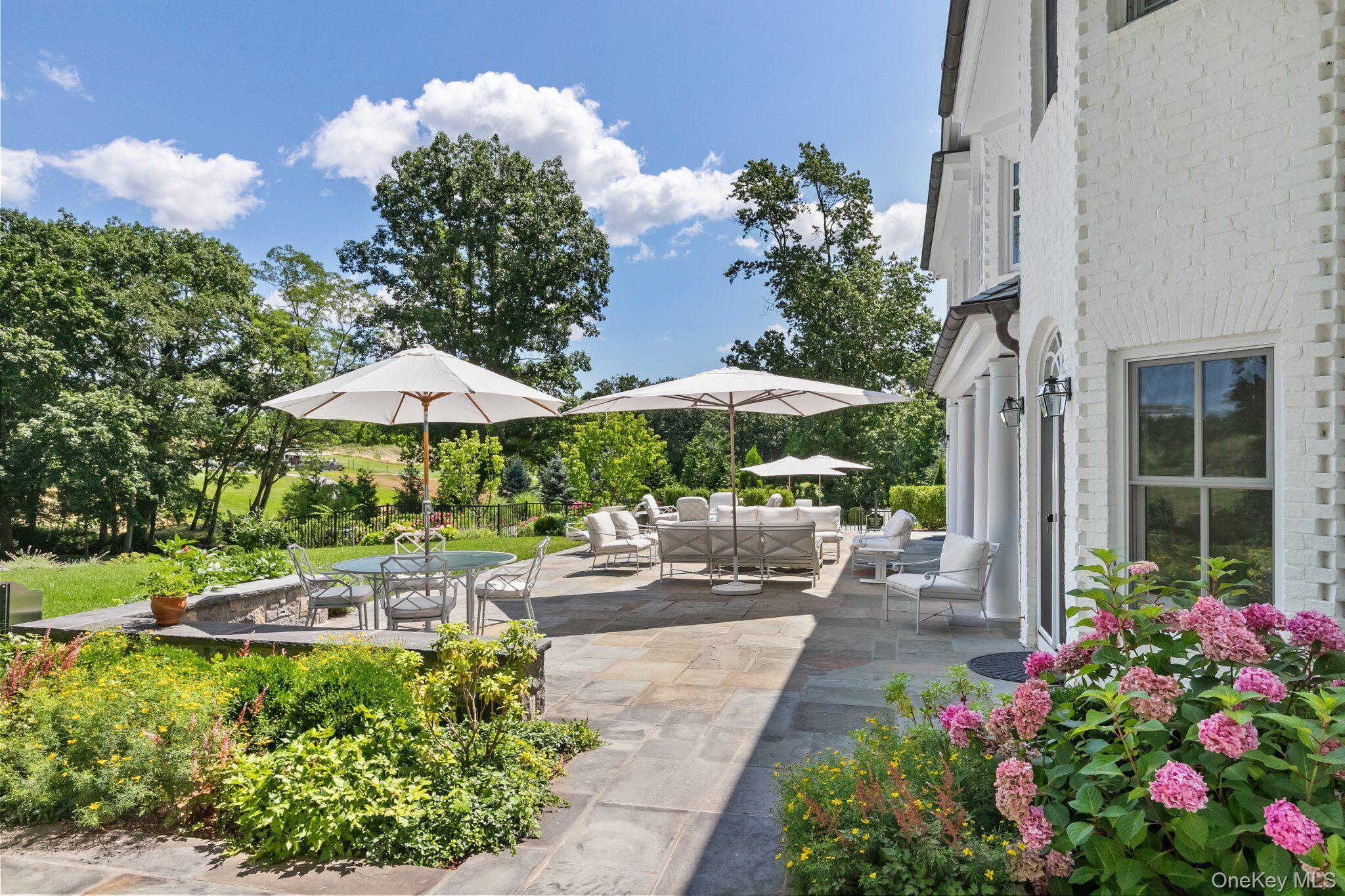 17 Boxwood Lane, Rye, NY 10580