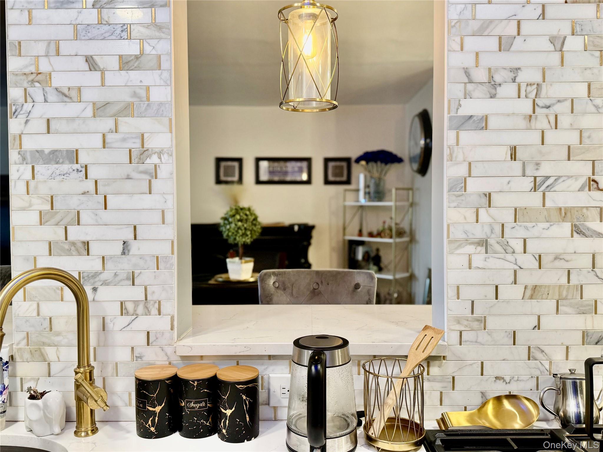 100 Lincoln Avenue # 5C, Mineola, NY 11501