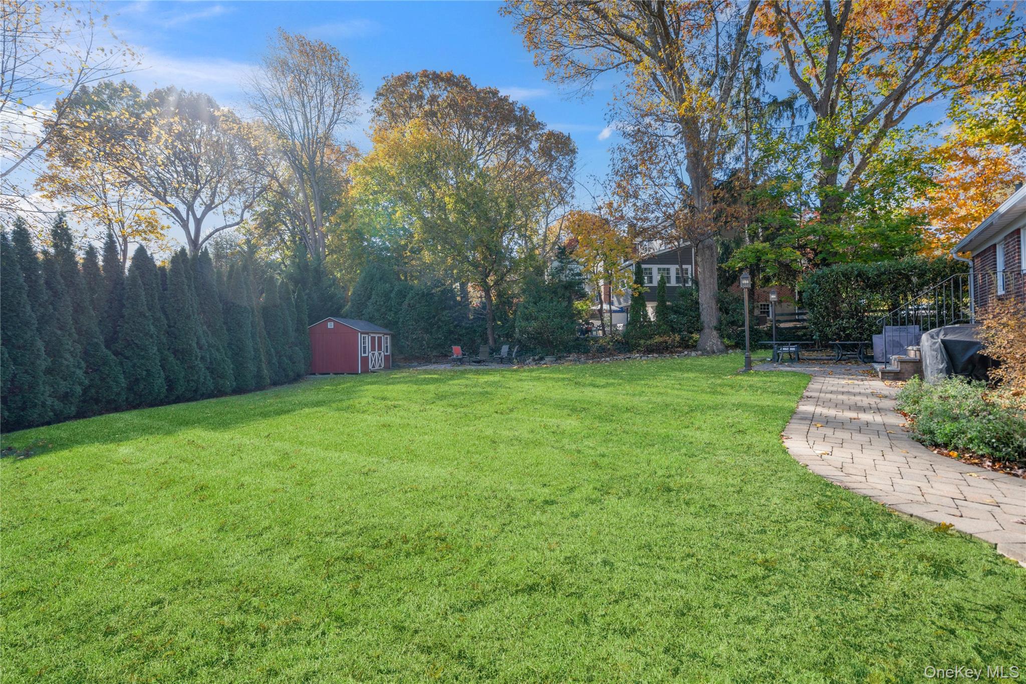 12 Mallard Cove, Centerport, NY 11721