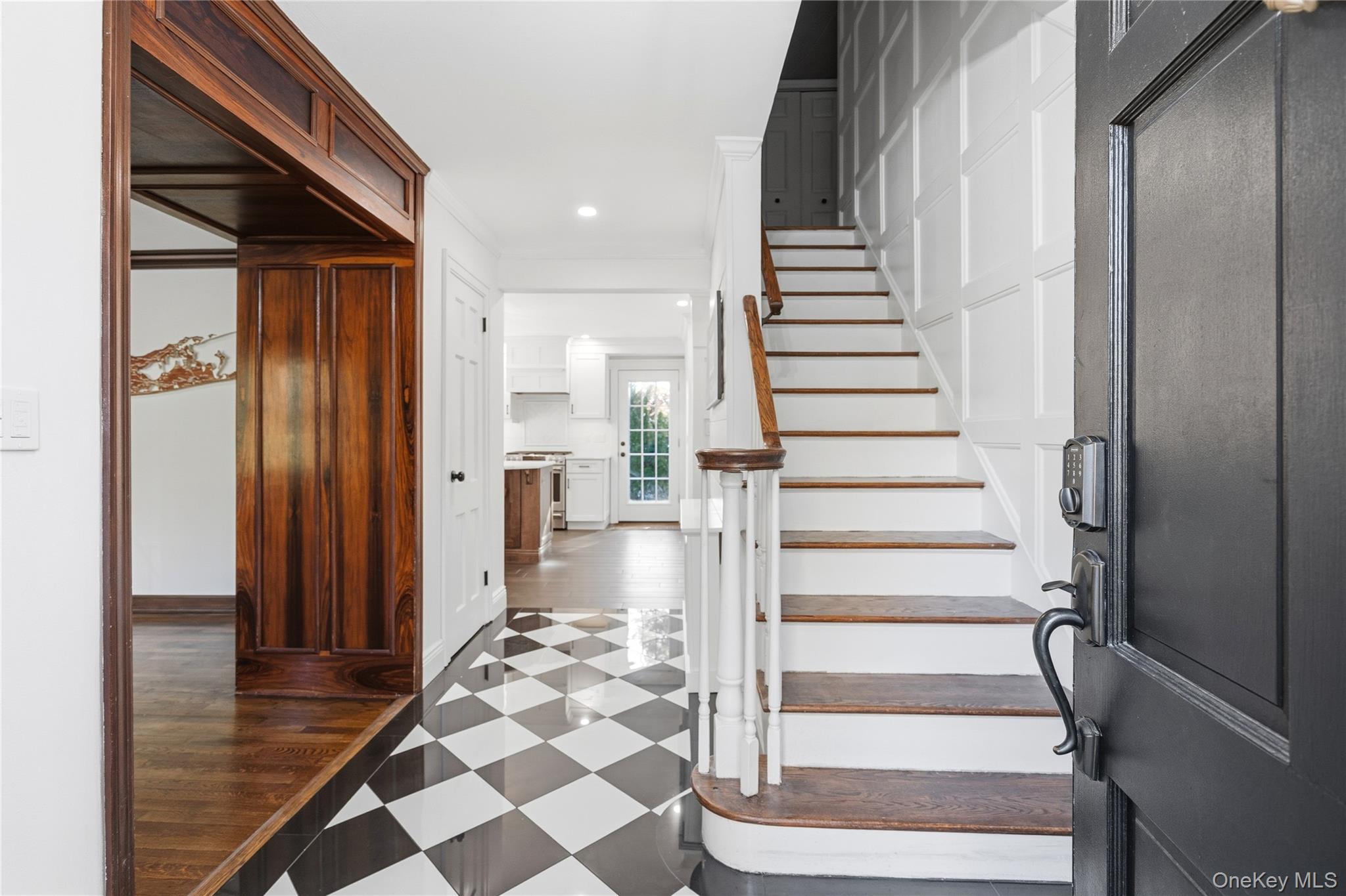 12 Mallard Cove, Centerport, NY 11721