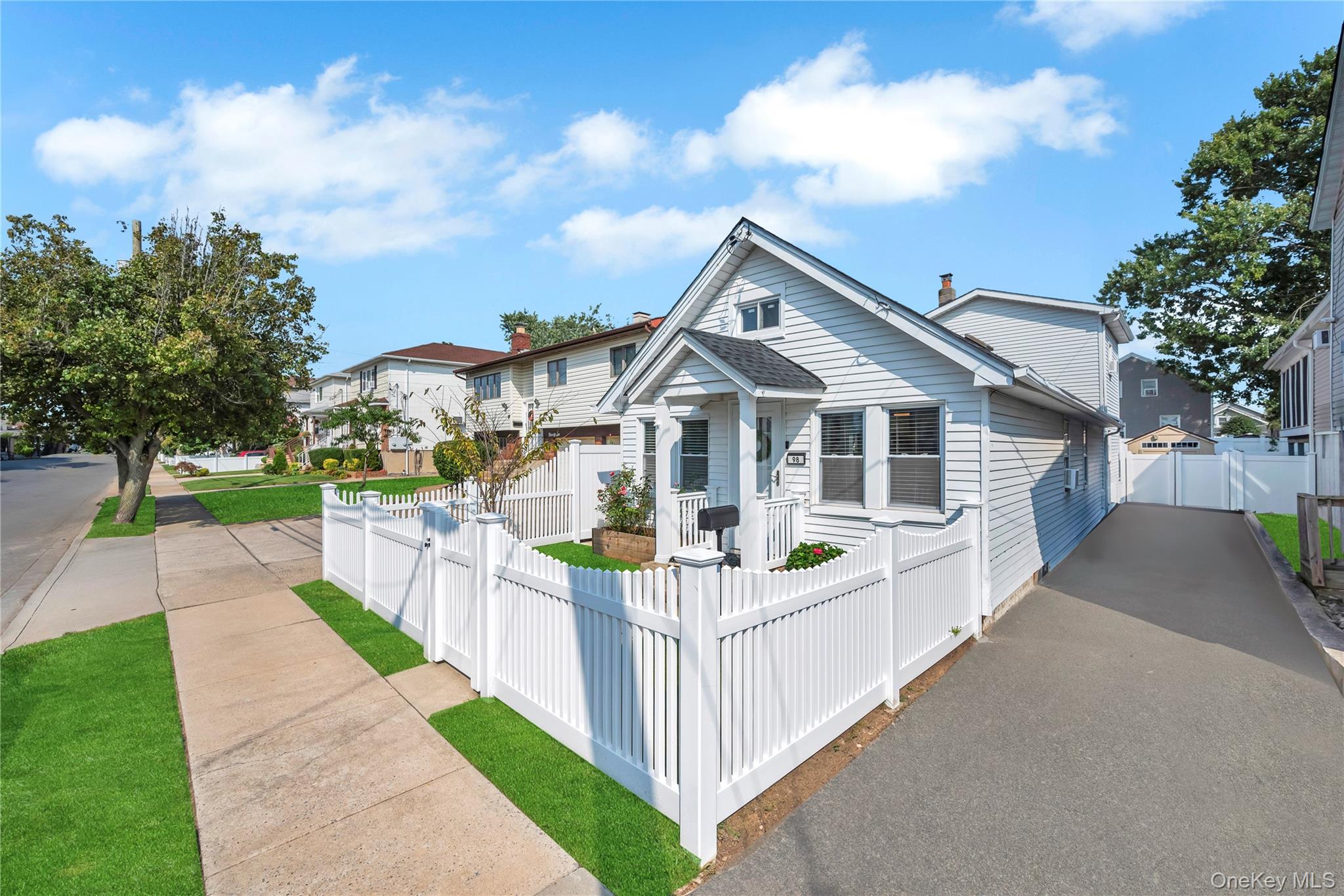 98 1st Avenue, East Rockaway, NY 11518