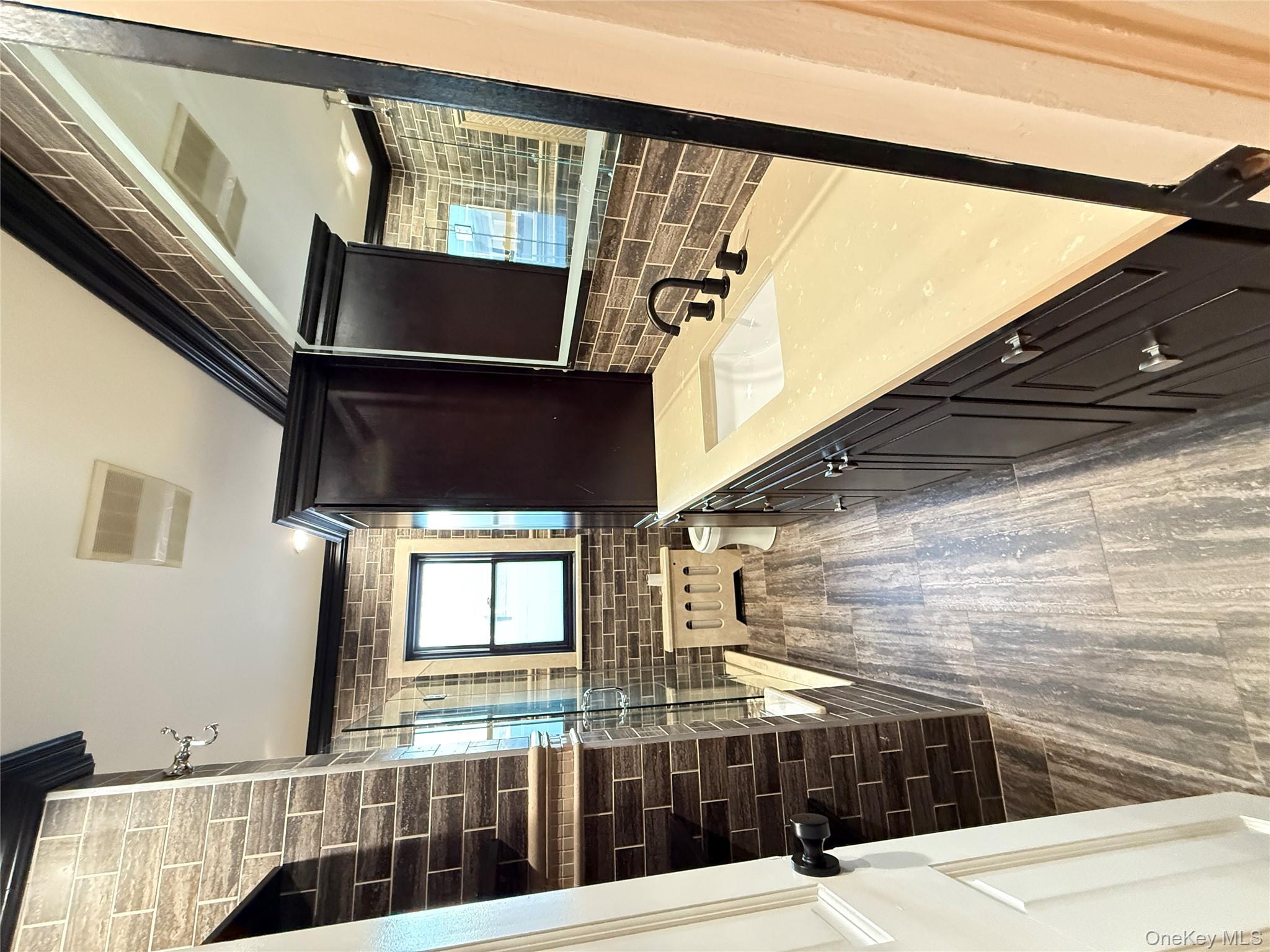 254 Park Avenue, Freeport, NY 11520