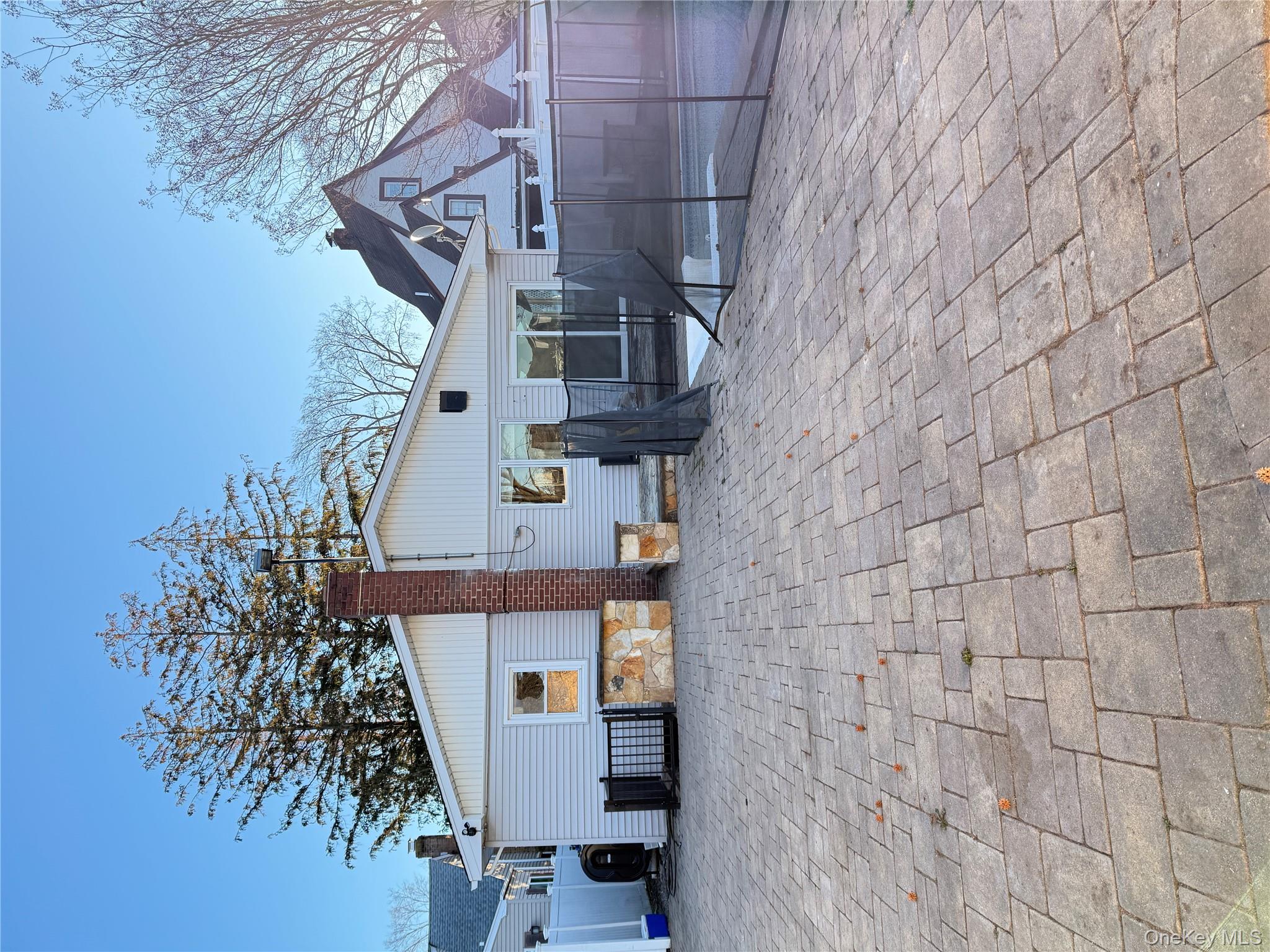 254 Park Avenue, Freeport, NY 11520