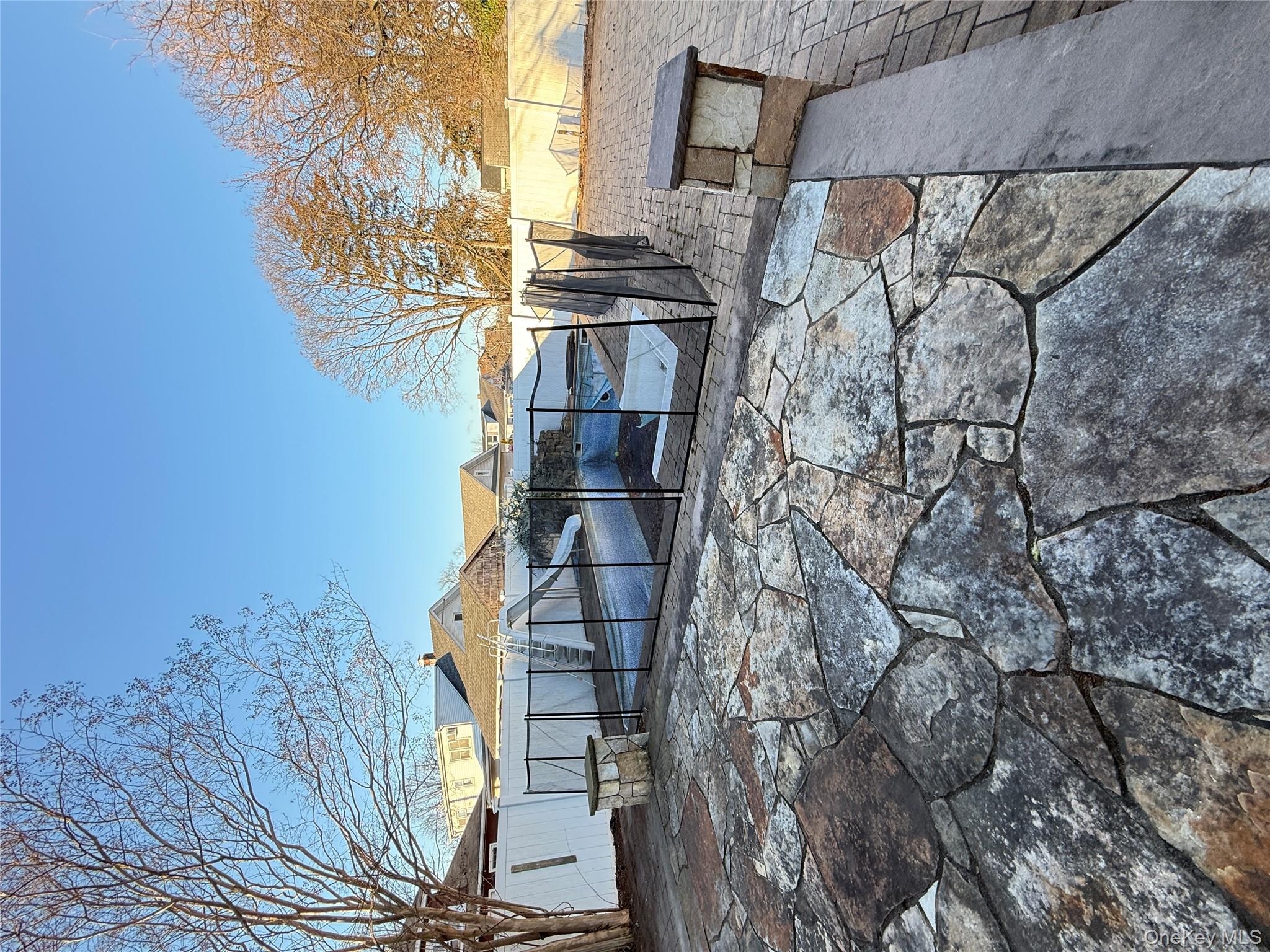 254 Park Avenue, Freeport, NY 11520