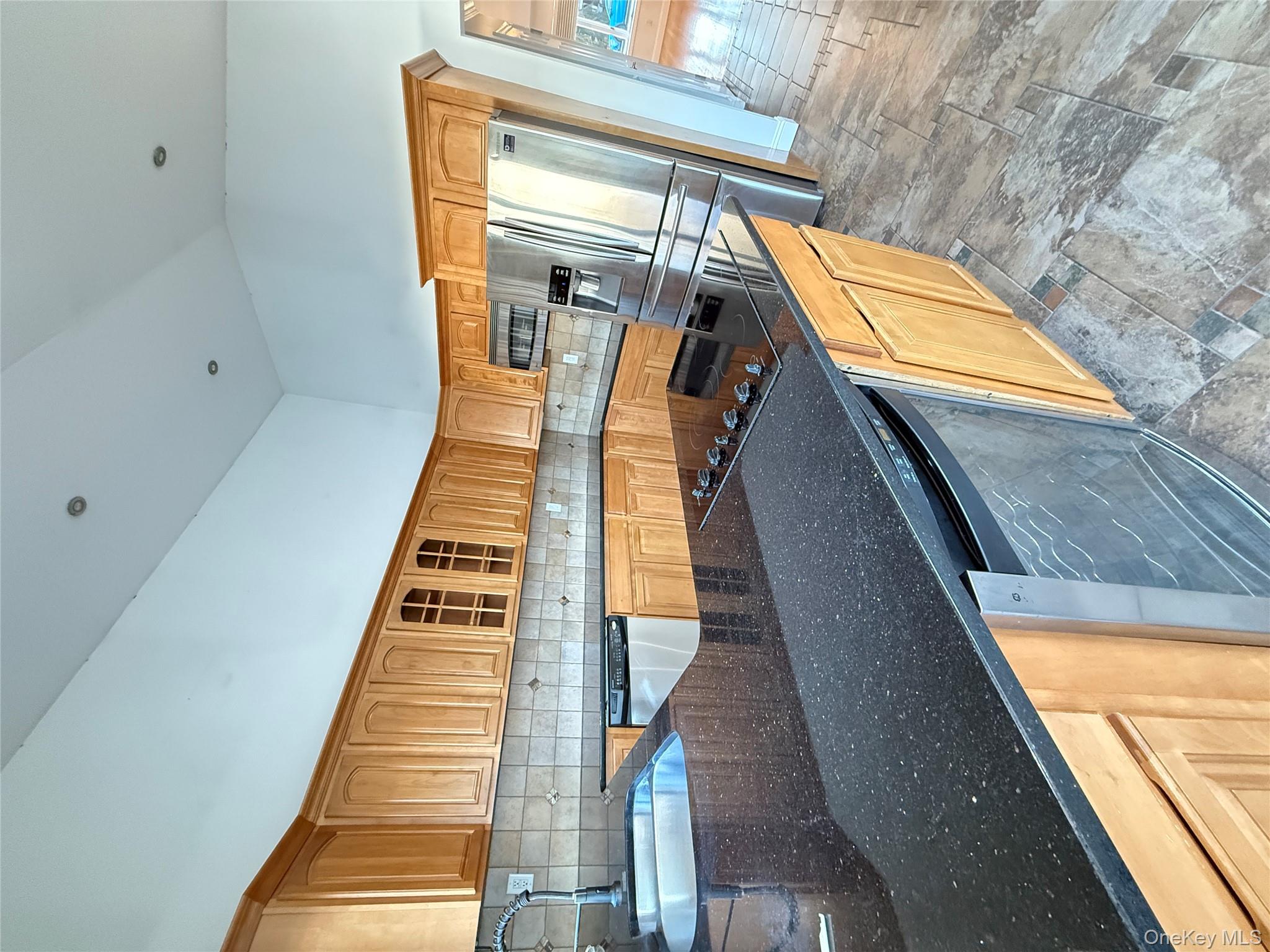 254 Park Avenue, Freeport, NY 11520