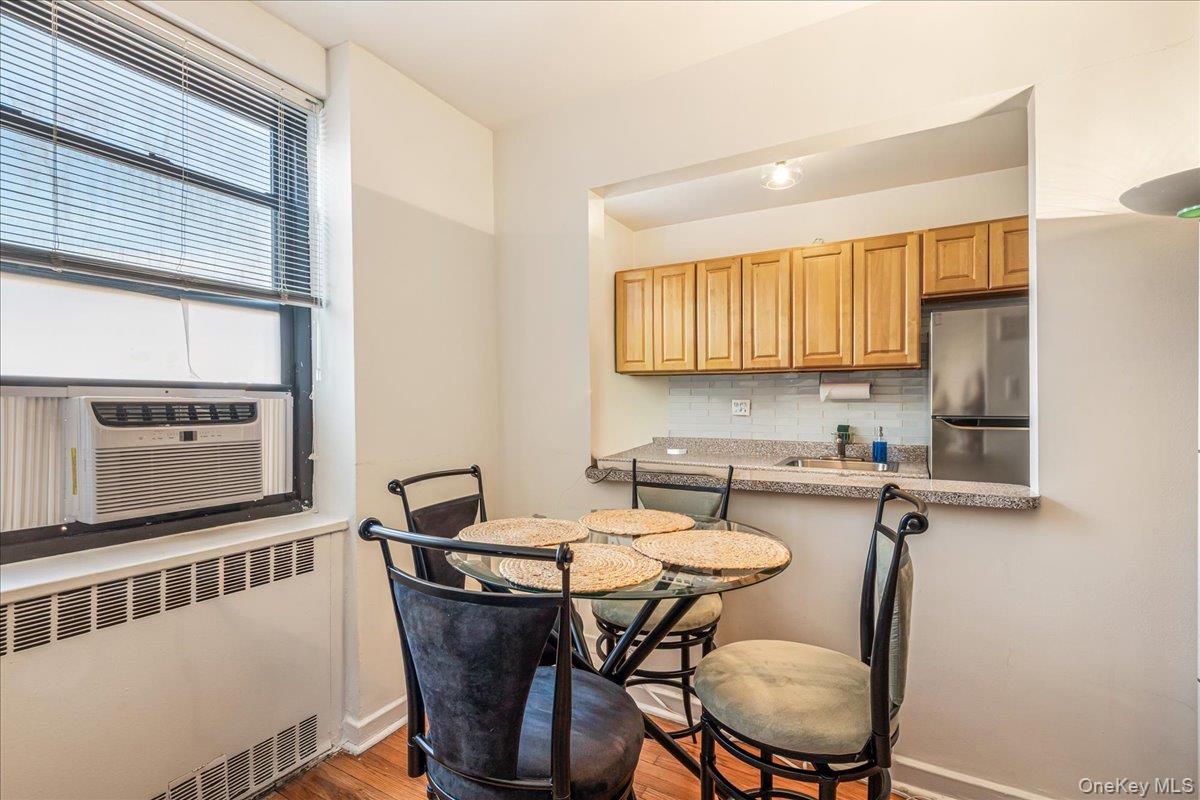 67-35 Yellowstone Blvd # 7N, Forest Hills, NY 11375
