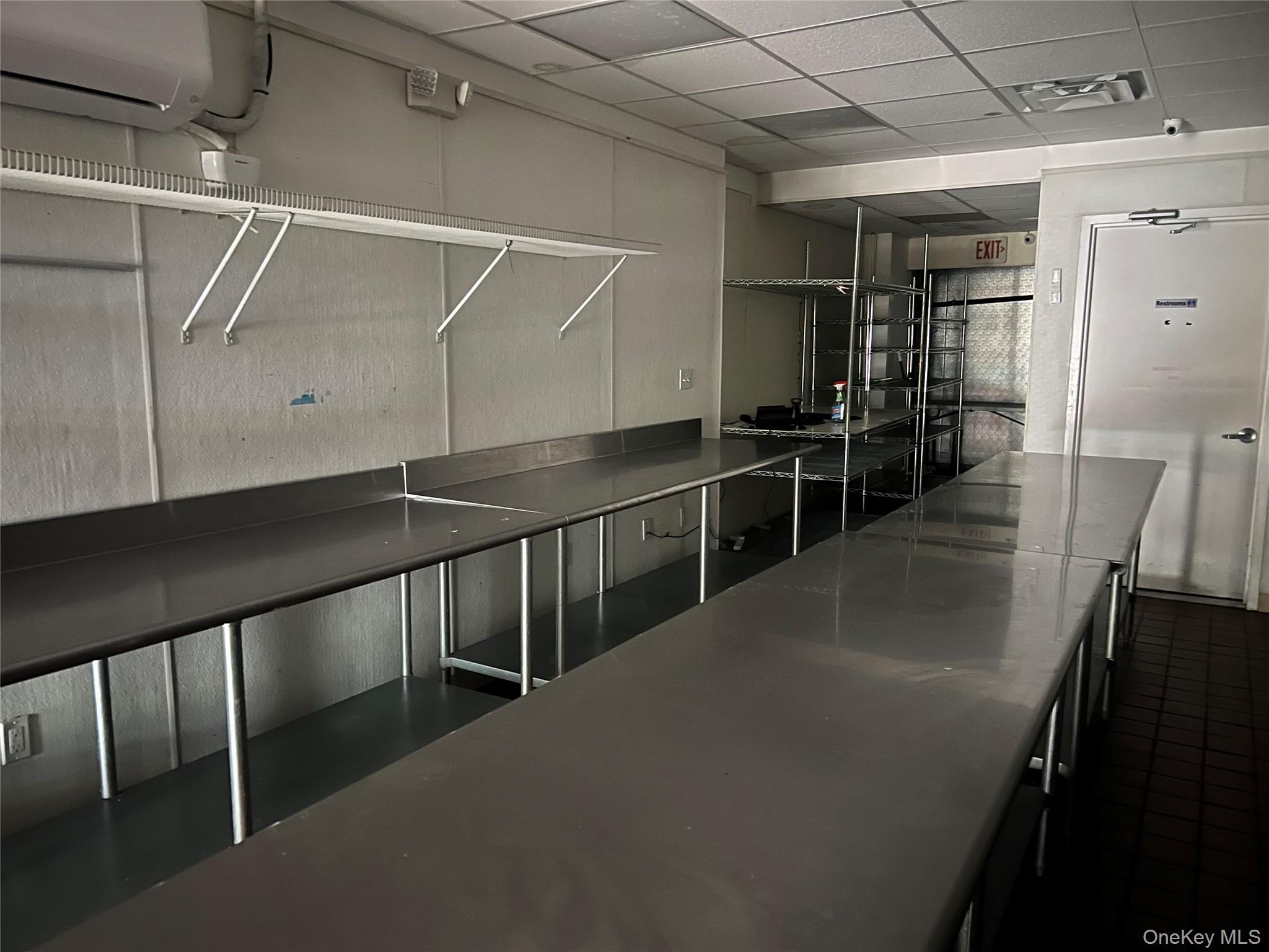 64 School Street, Glen Cove, NY 11542