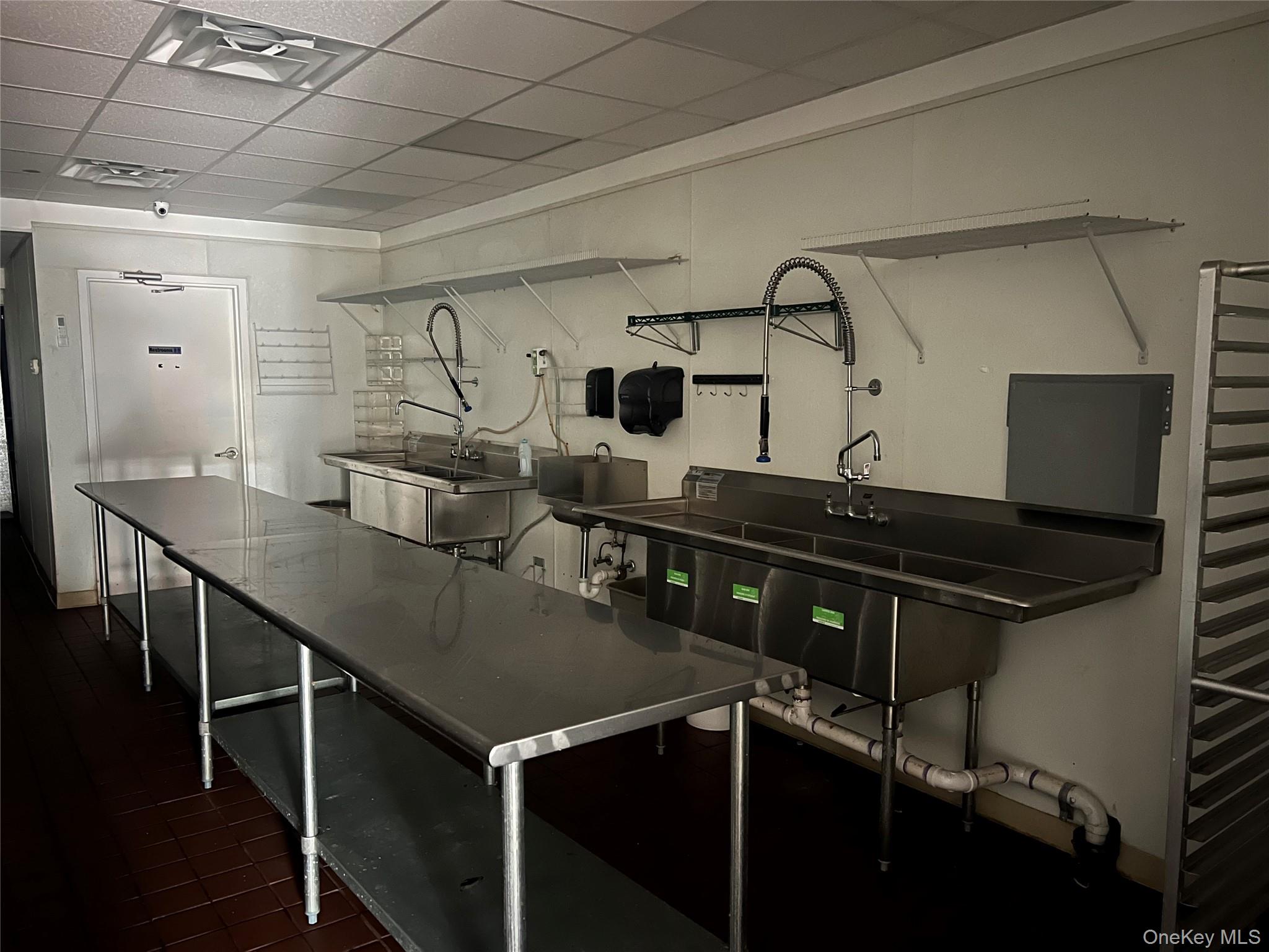 64 School Street, Glen Cove, NY 11542