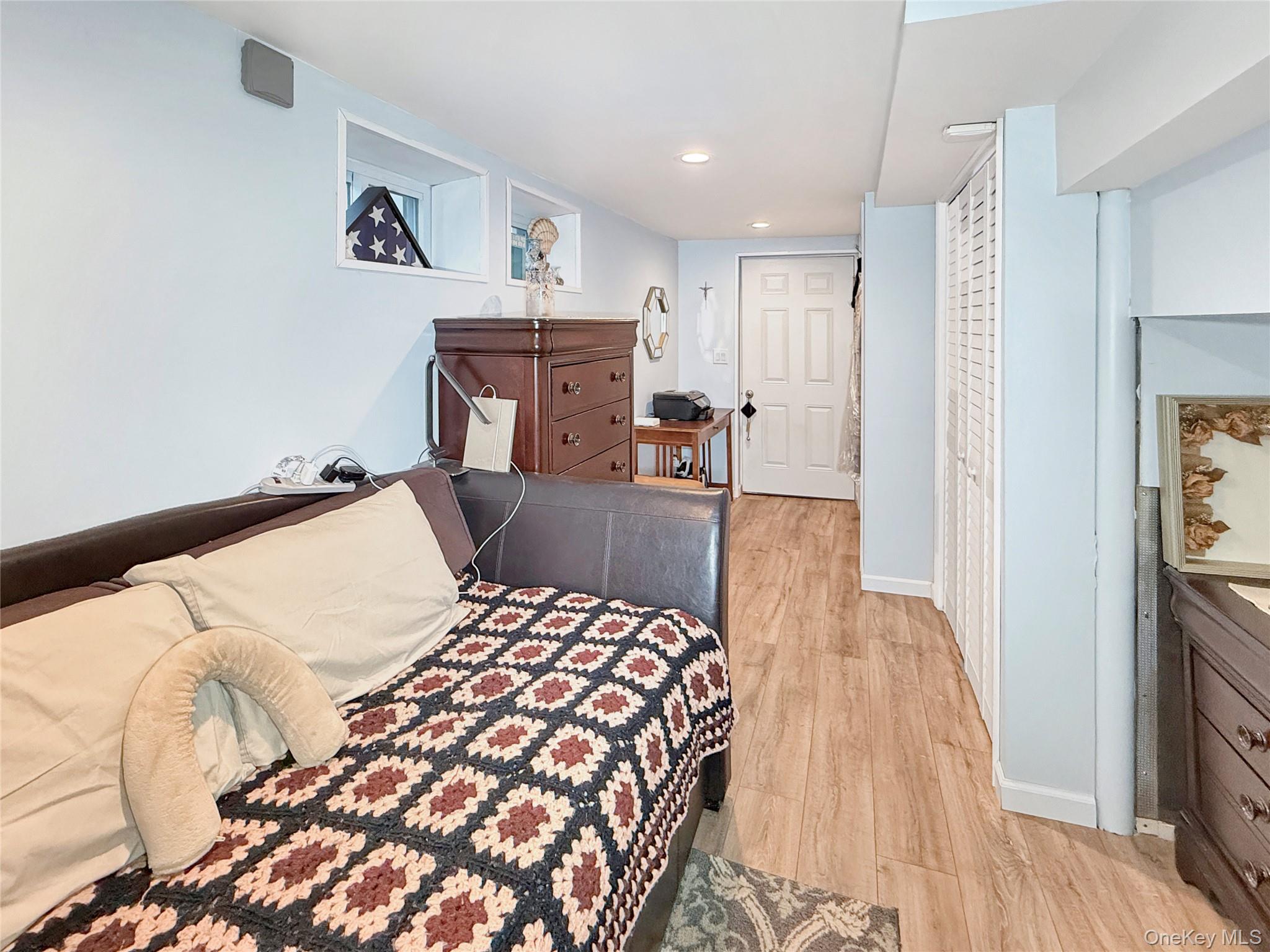 18 Grove Street, Highland, NY 12528