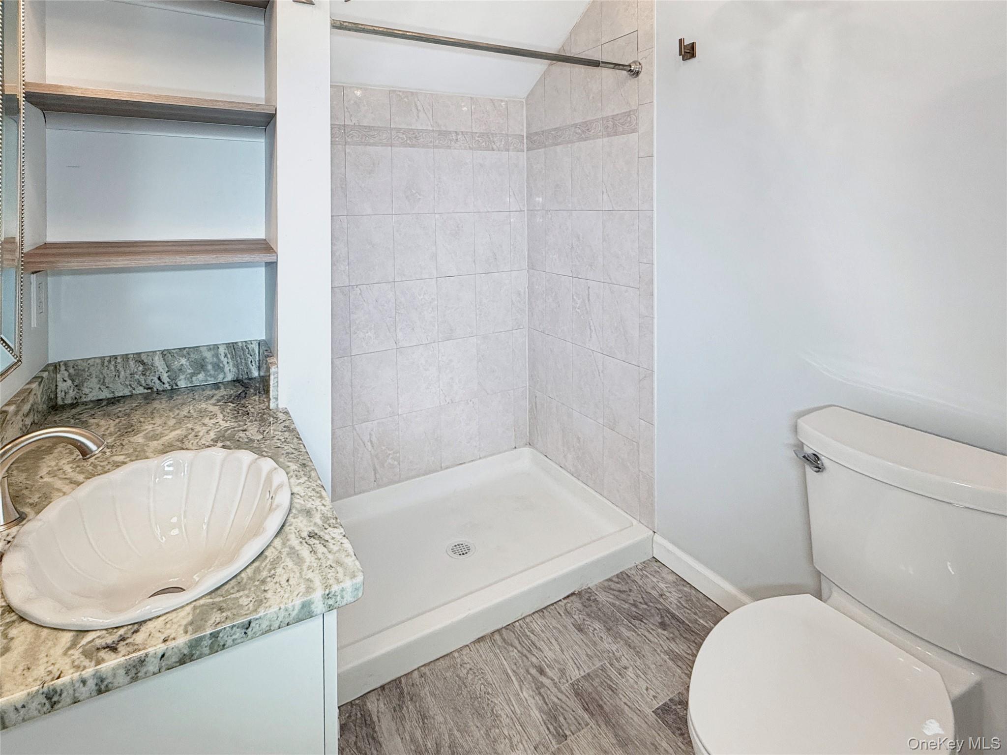 18 Grove Street, Highland, NY 12528