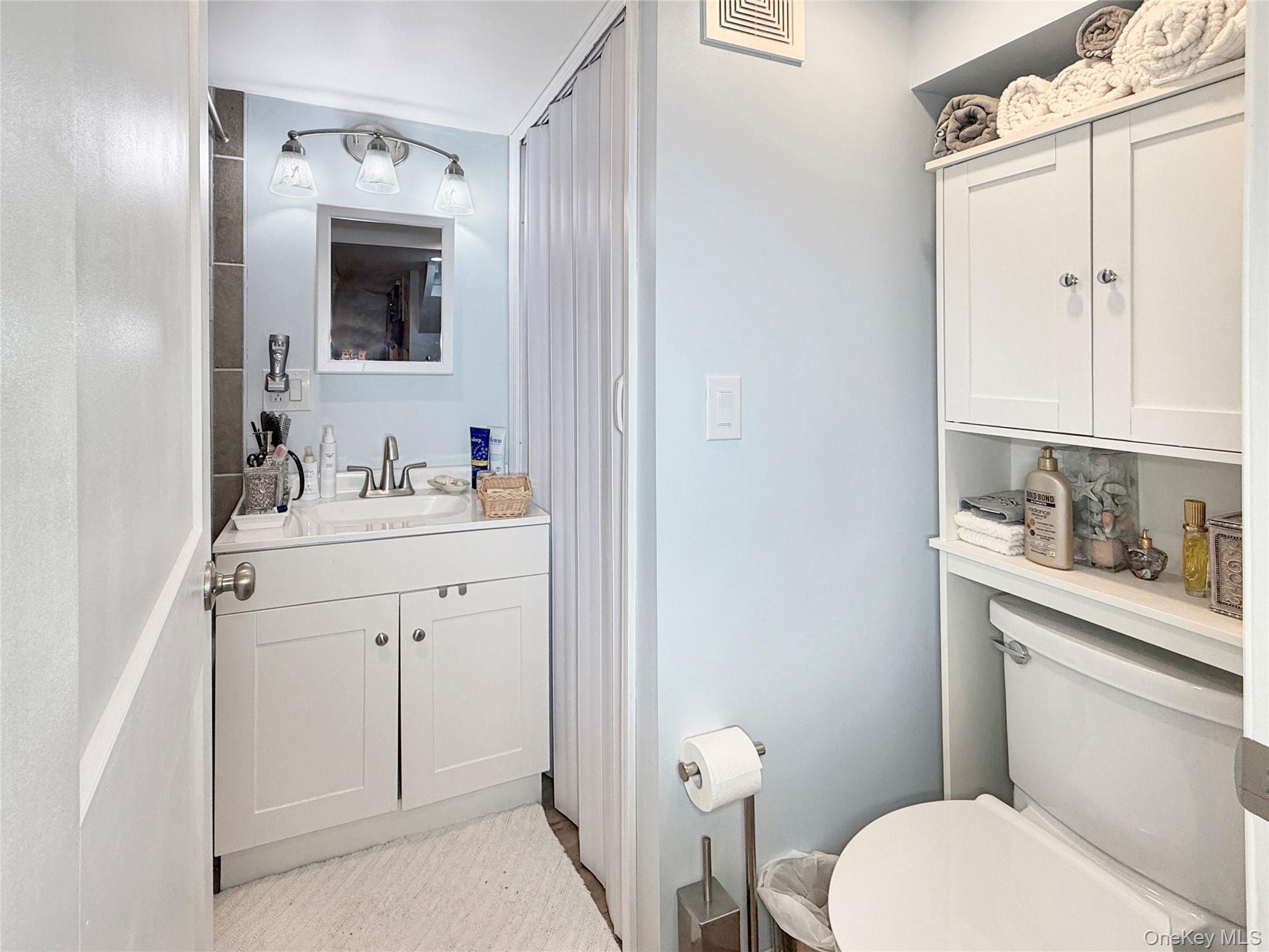 18 Grove Street, Highland, NY 12528