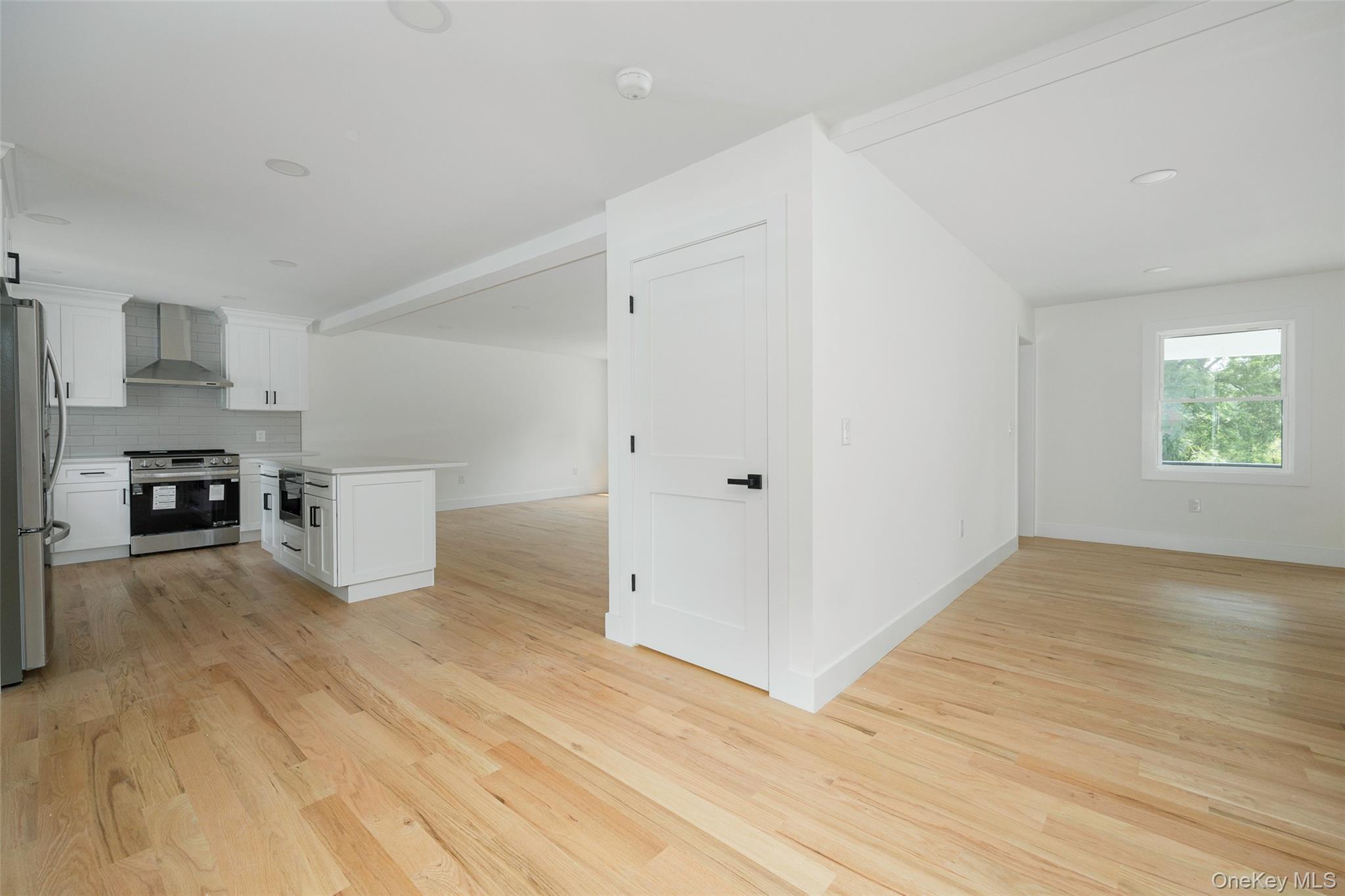 7441 S Broadway, Red Hook, NY 12571