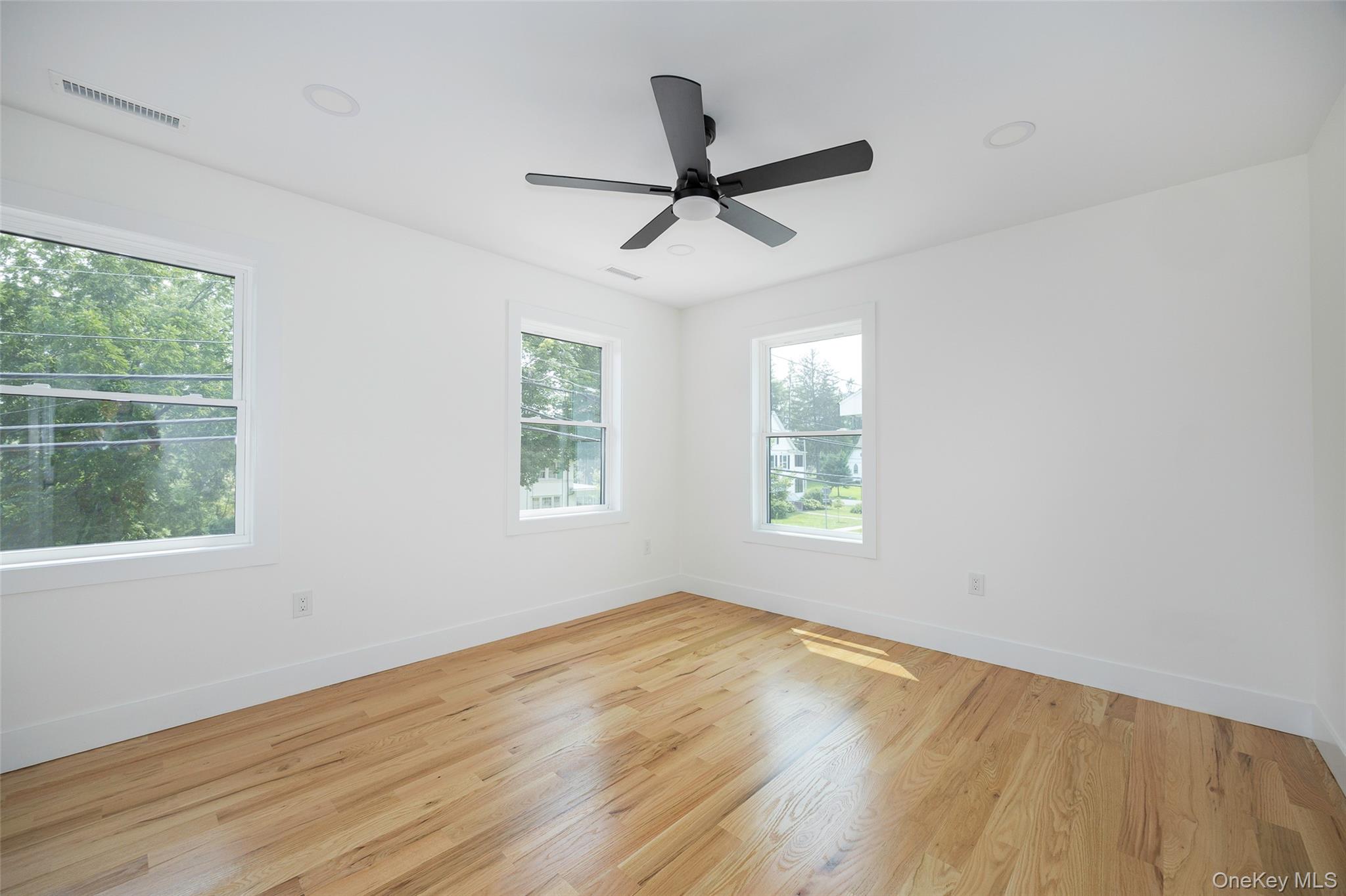 7441 S Broadway, Red Hook, NY 12571