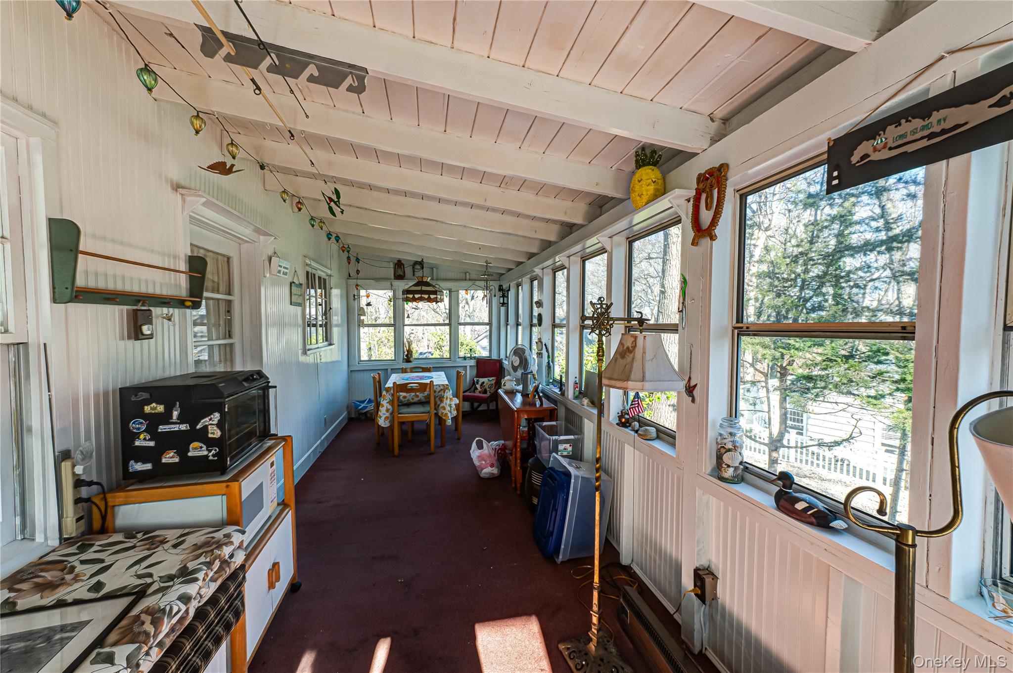 9 Eastway Path, Baiting Hollow, NY 11933