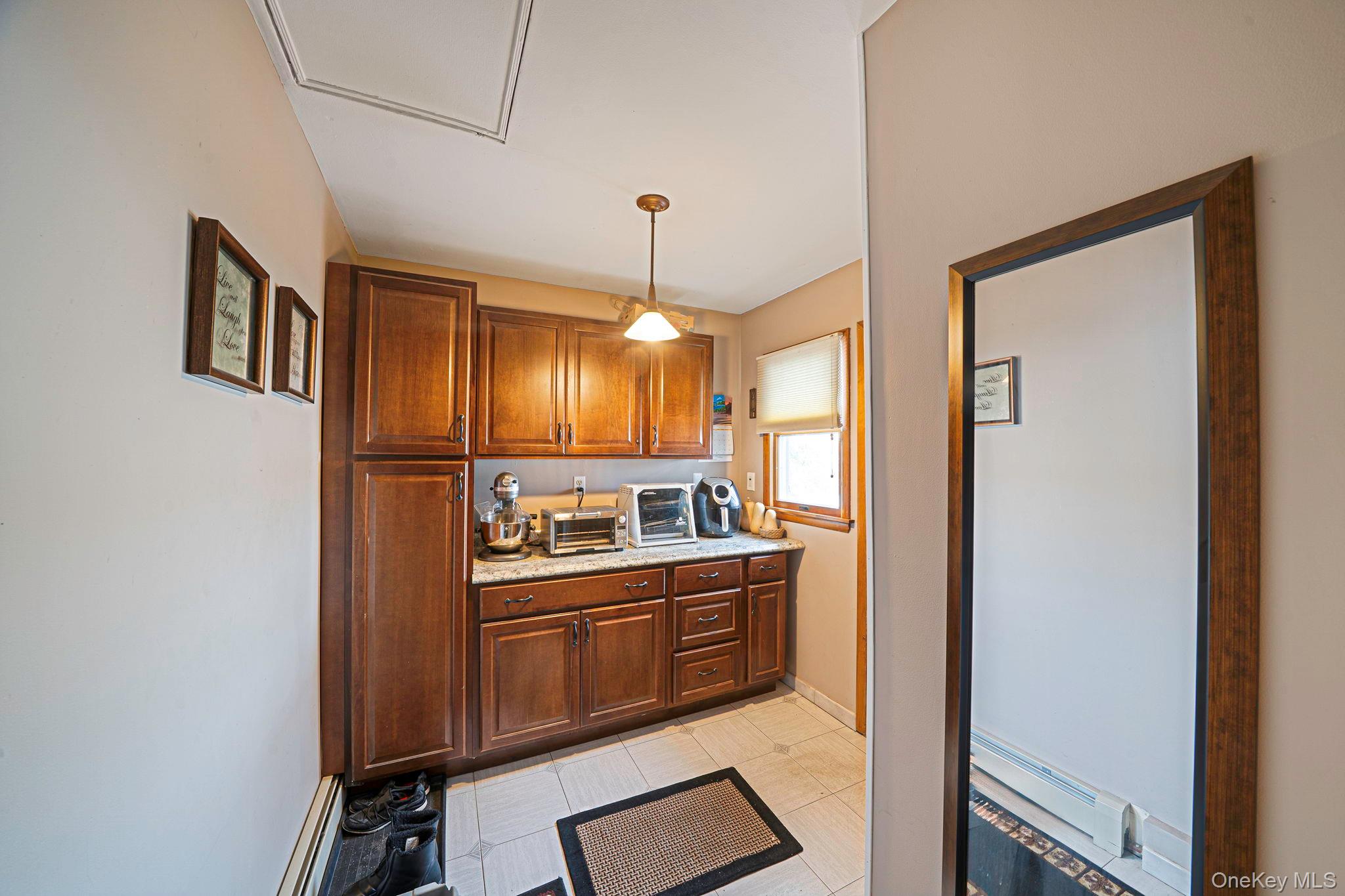 3 Huron Road, Shirley, NY 11967